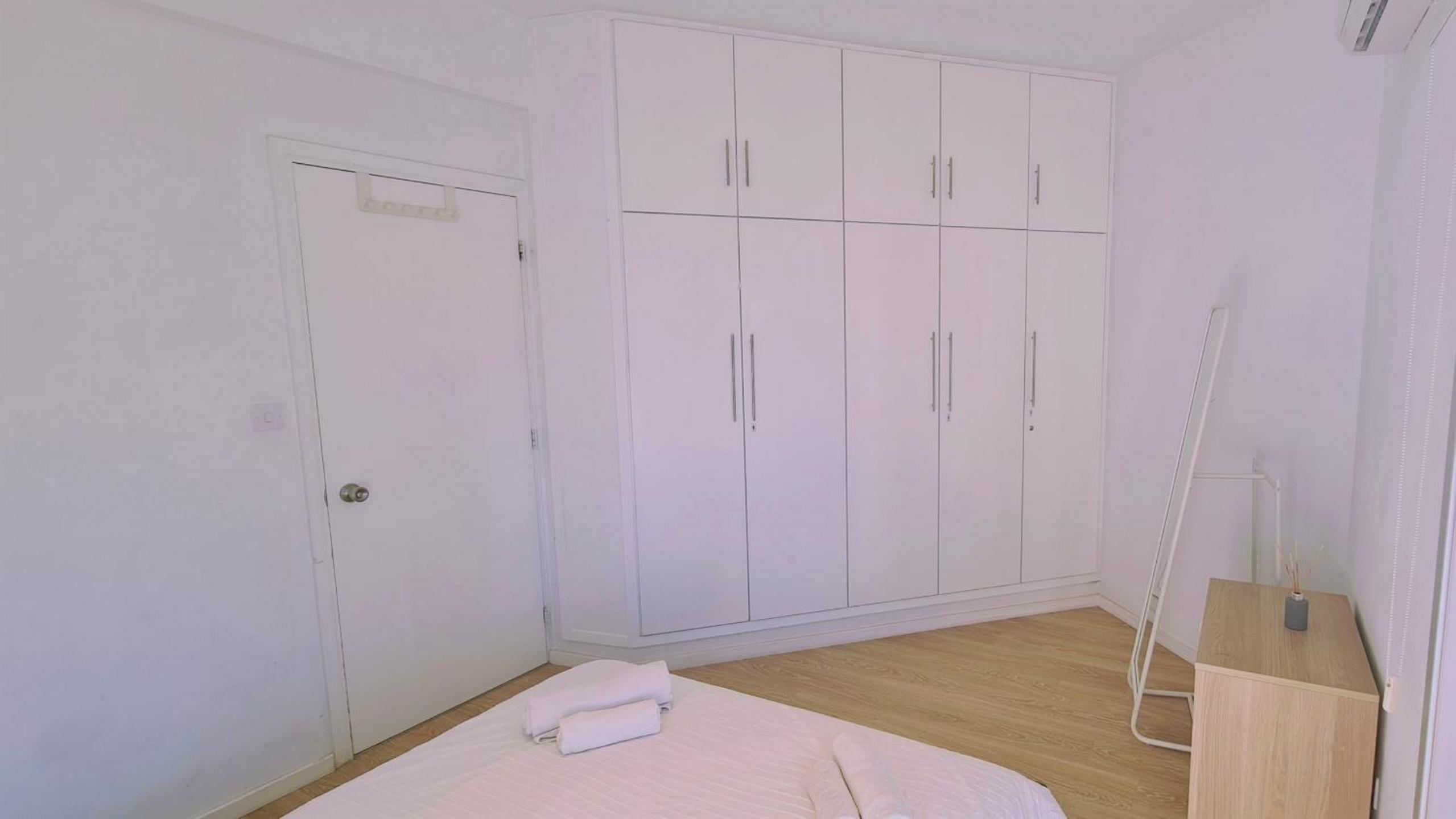 STAY Vivid City Apartment