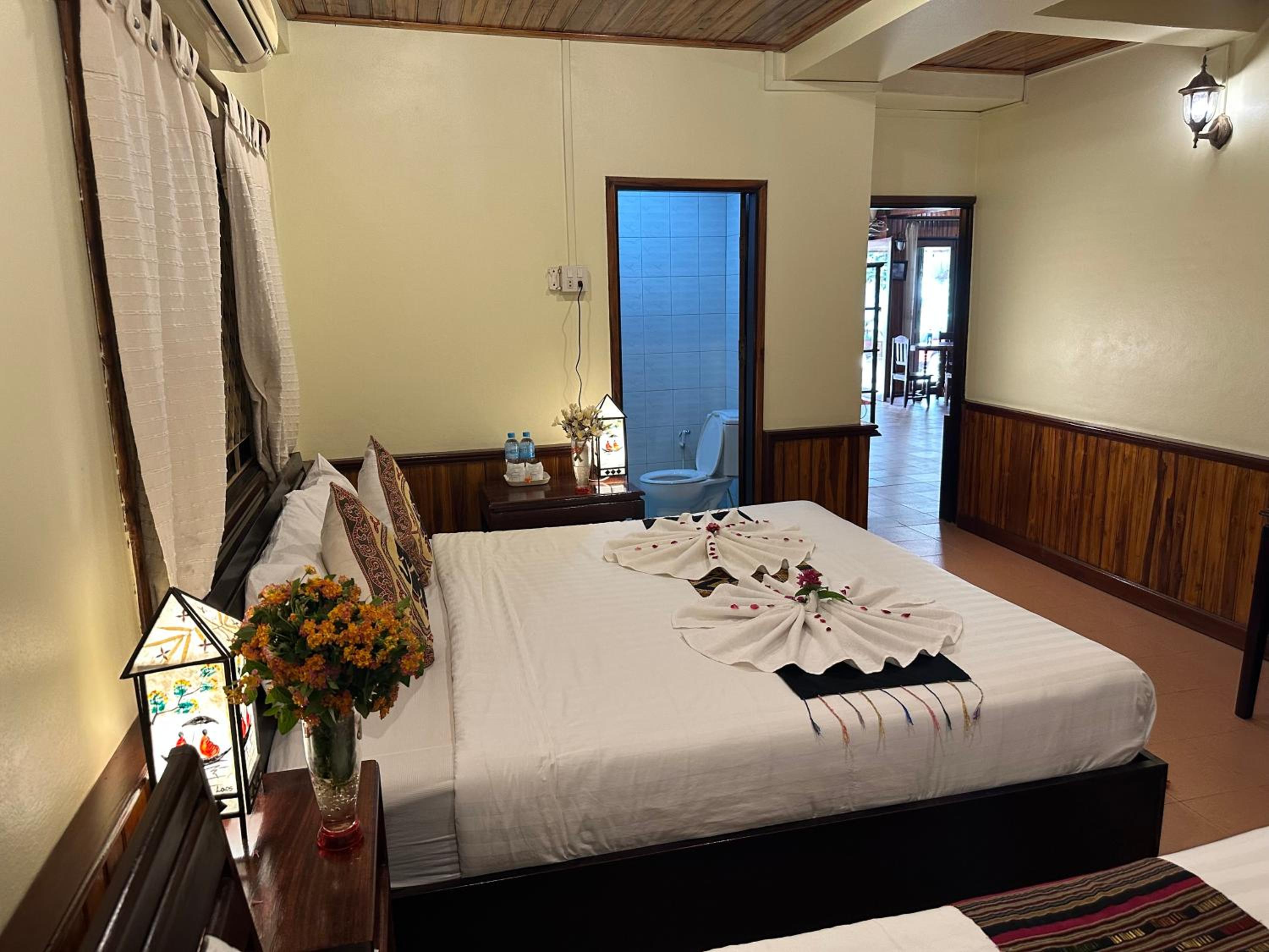 Villa Alounsavath Mekong Riverside view 2