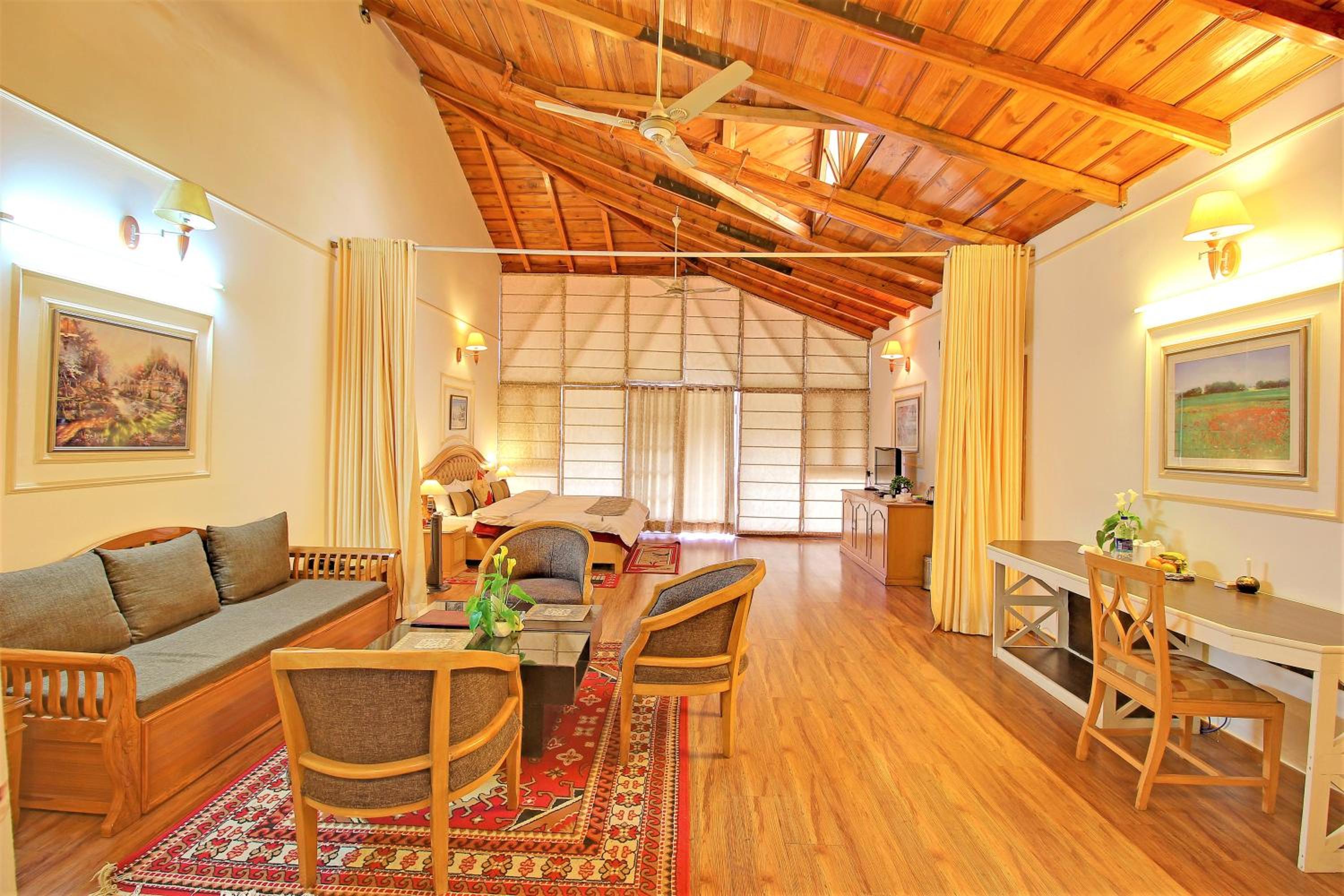 Neelesh Inn - Luxury Lake View Resort with Swimming Pool on Bhimtal Lake