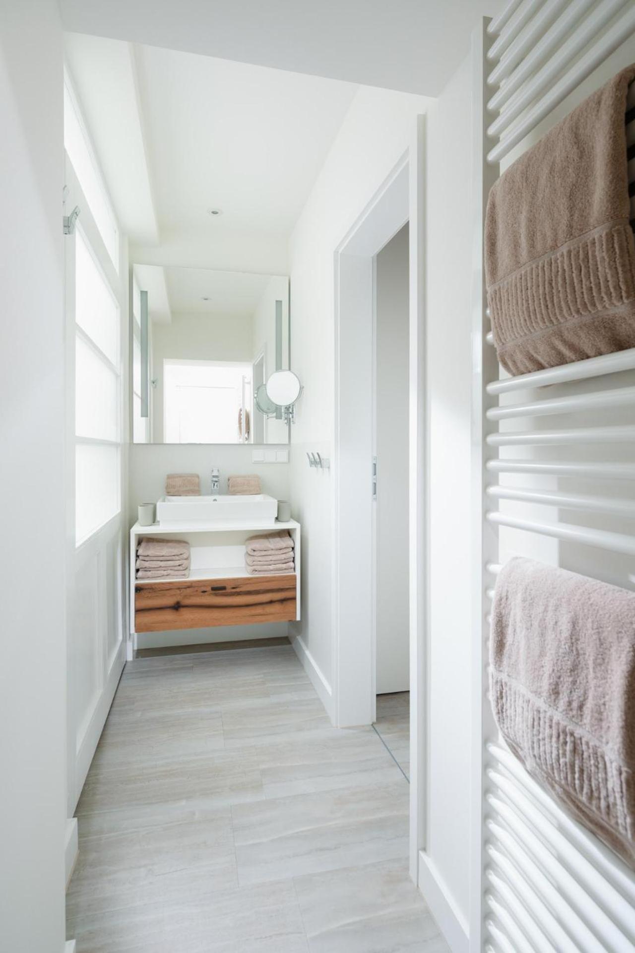 Nordstrandperle Ap E4 en Norderney — bathroom