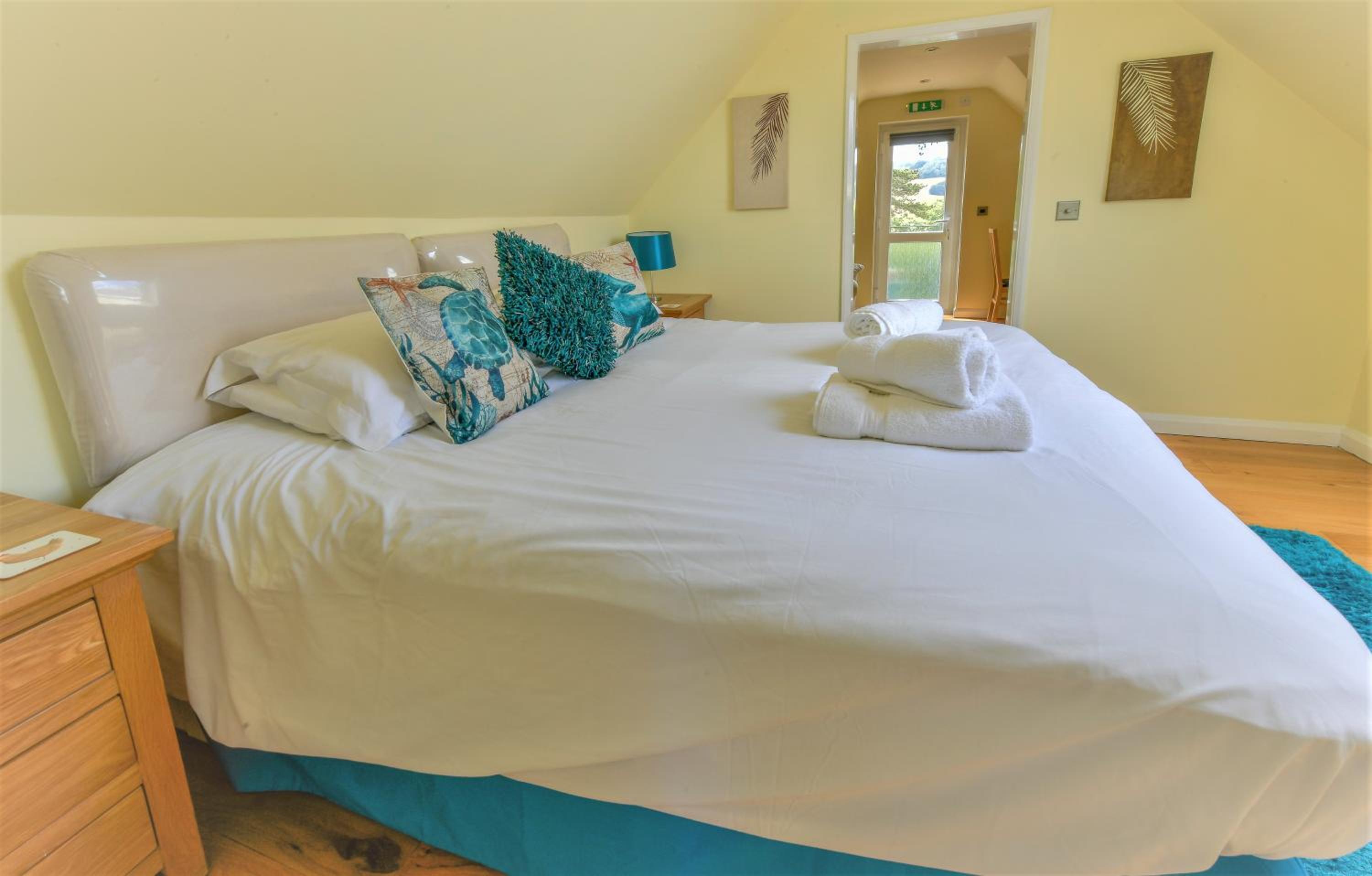 Hunter Heights Loft – Near Ventnor, Isle of Wight view 3