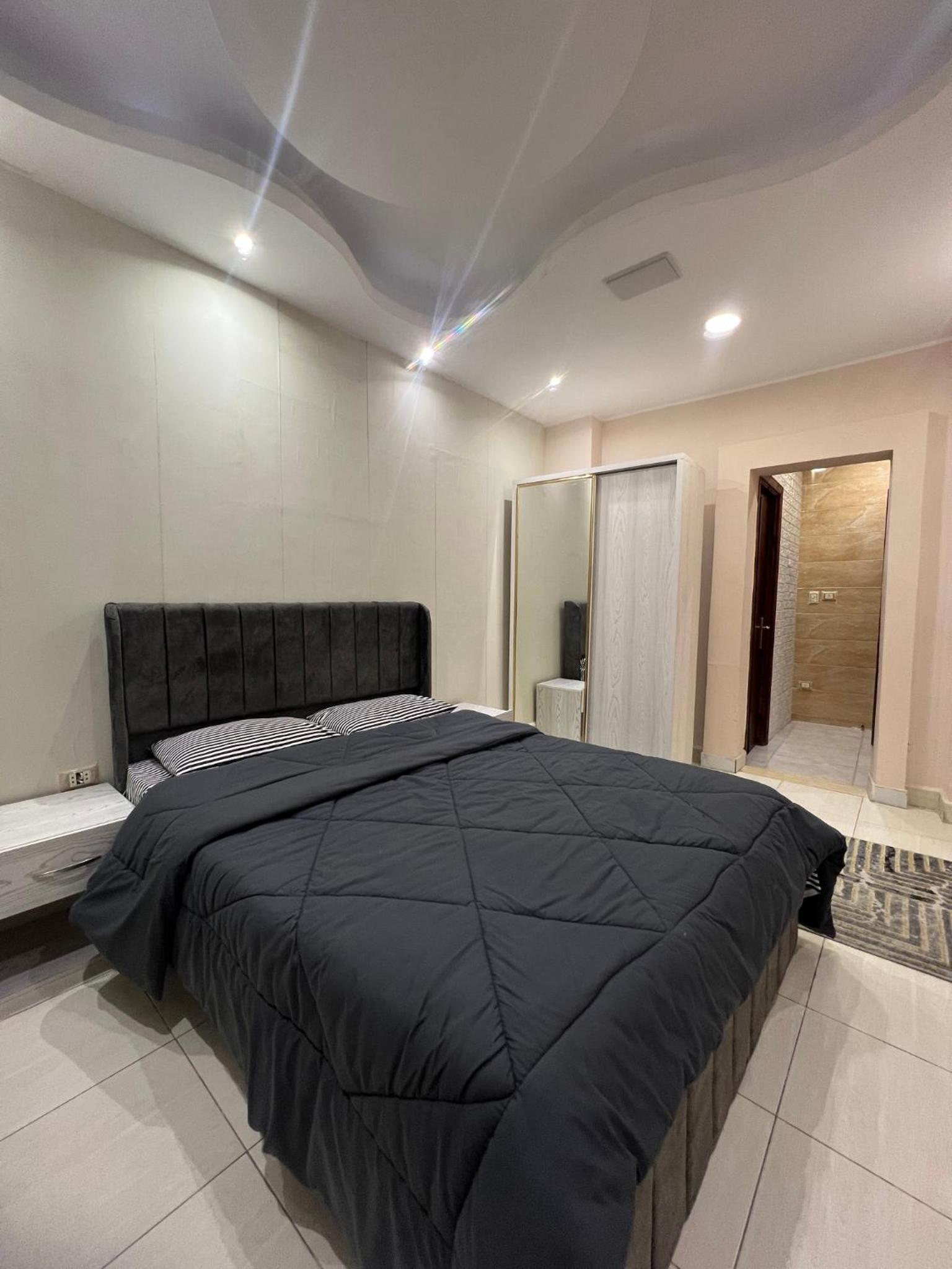 The princes' apartment in Maadi is 5 stars