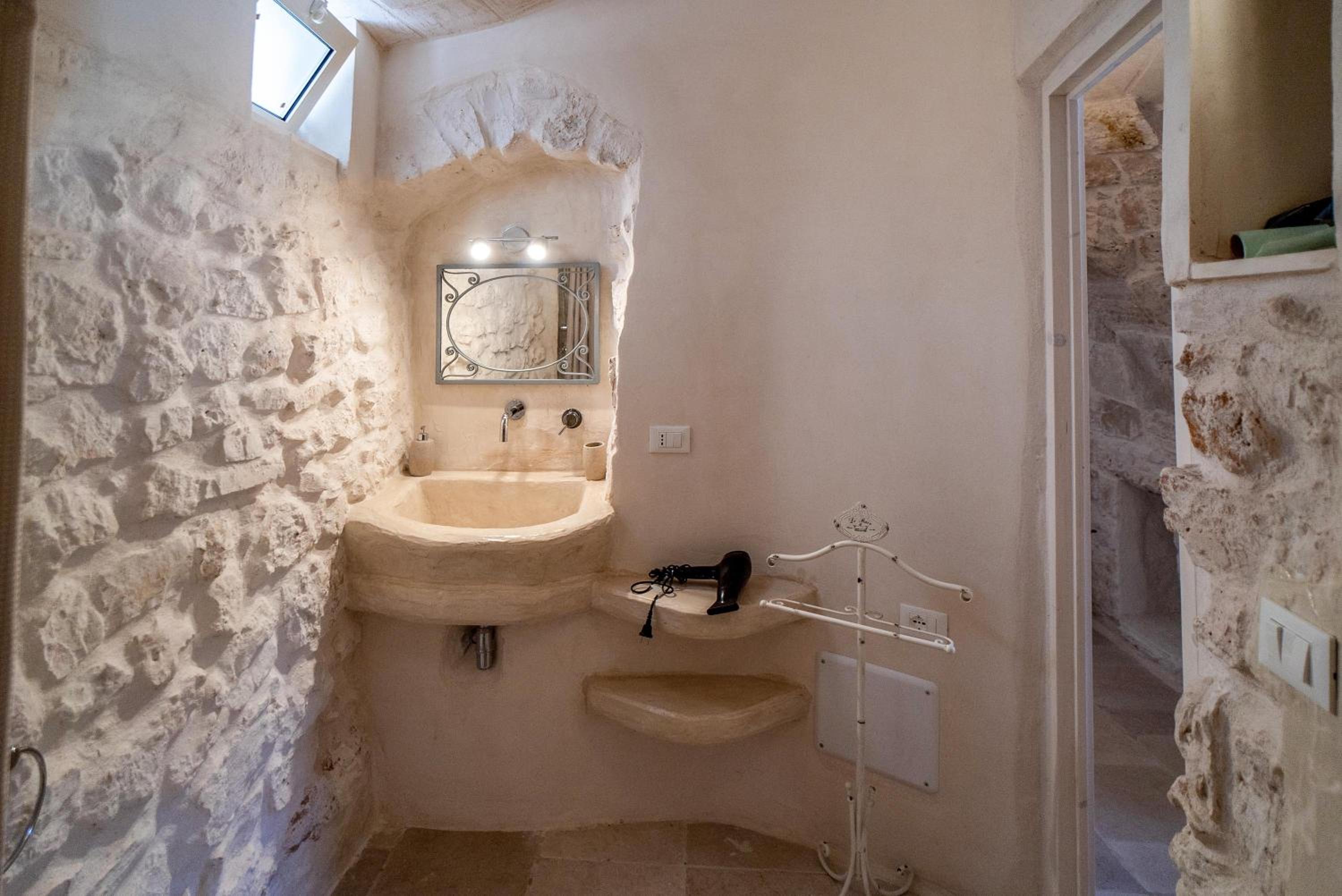 Trullo Starbax