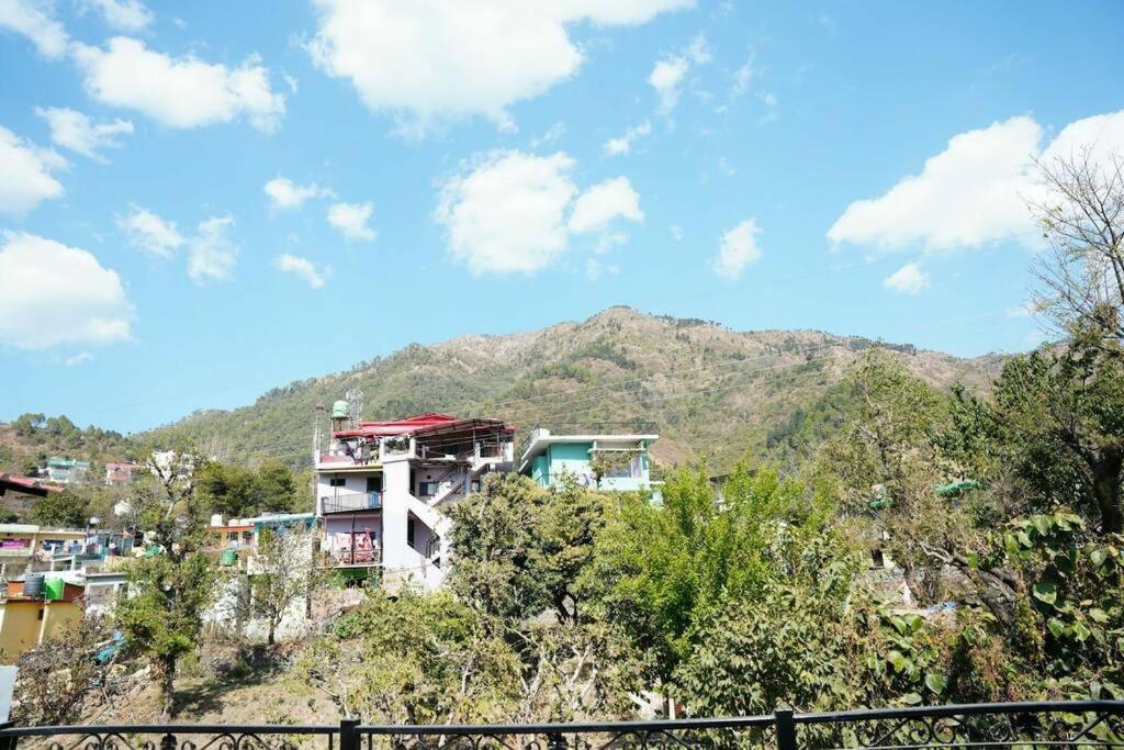 The Periwinkle Homestay Bhimtal