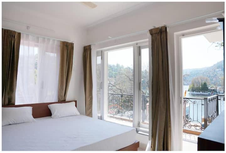 The Periwinkle Homestay Bhimtal
