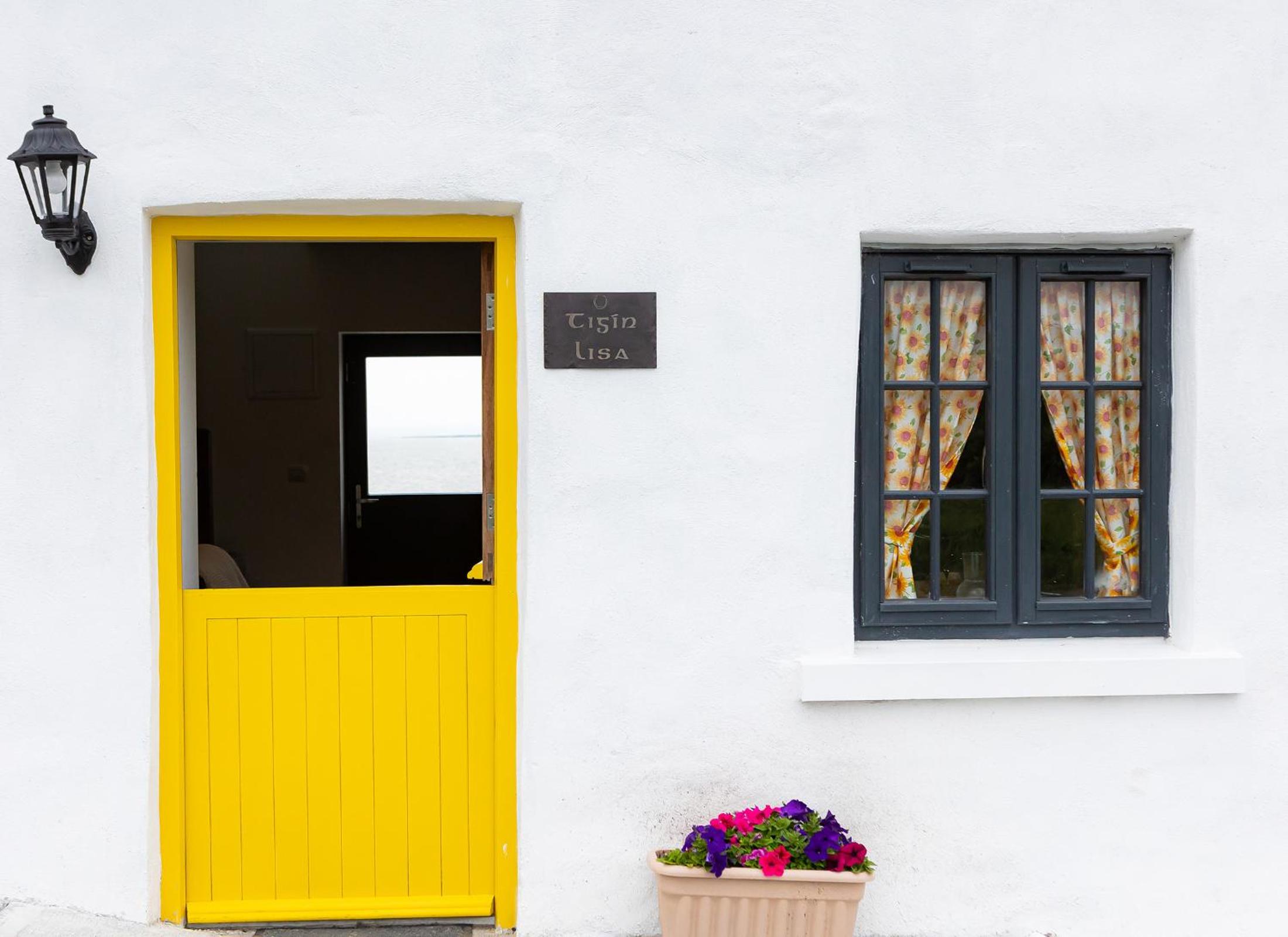 Shannon Castle Holiday Cottages Type C by Trident Holiday Homes view 2