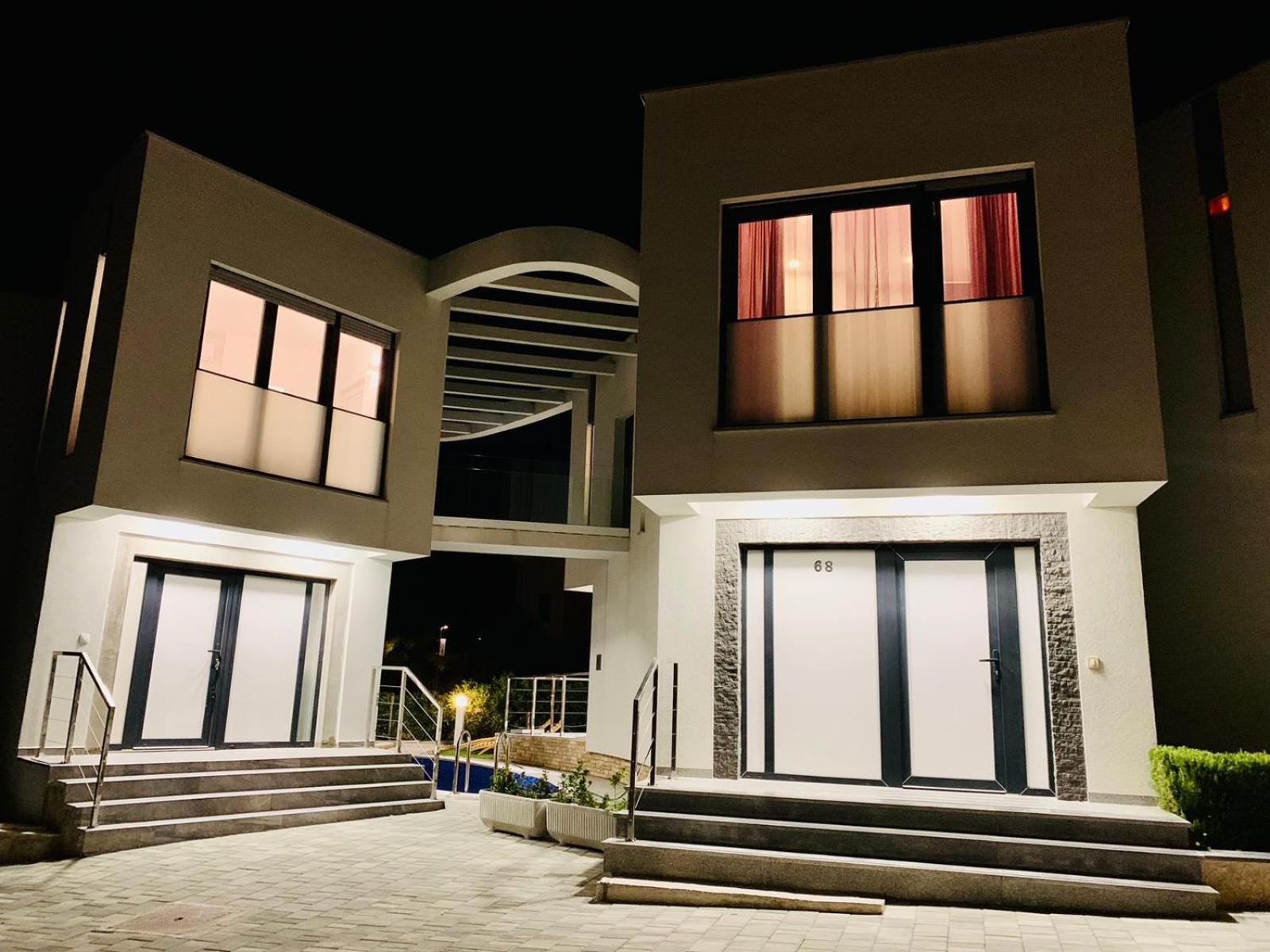 Legacy apartment 1 with privat jacuzzi and apartment 2 with BBQ