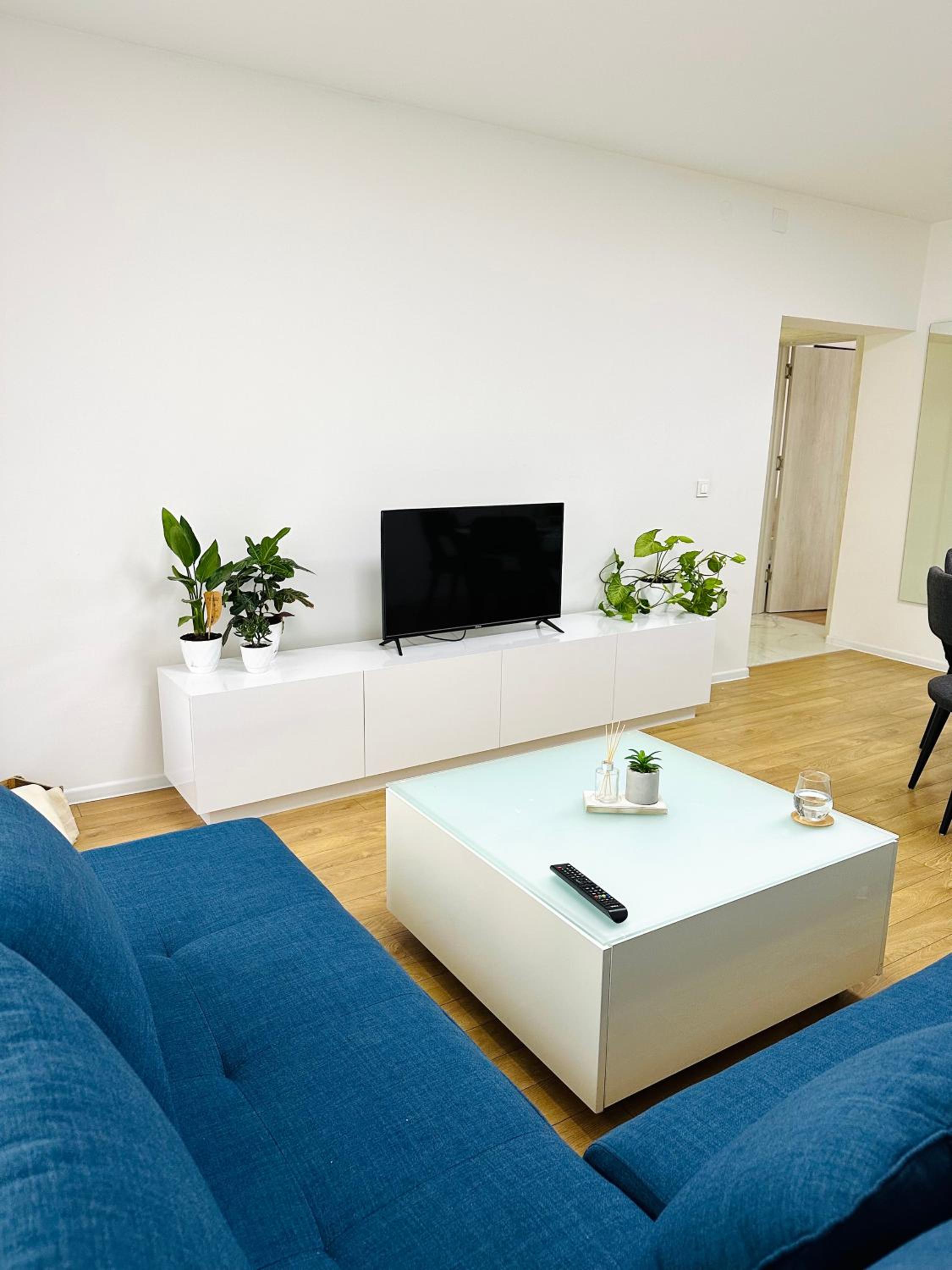 Daylight Apartment view 5