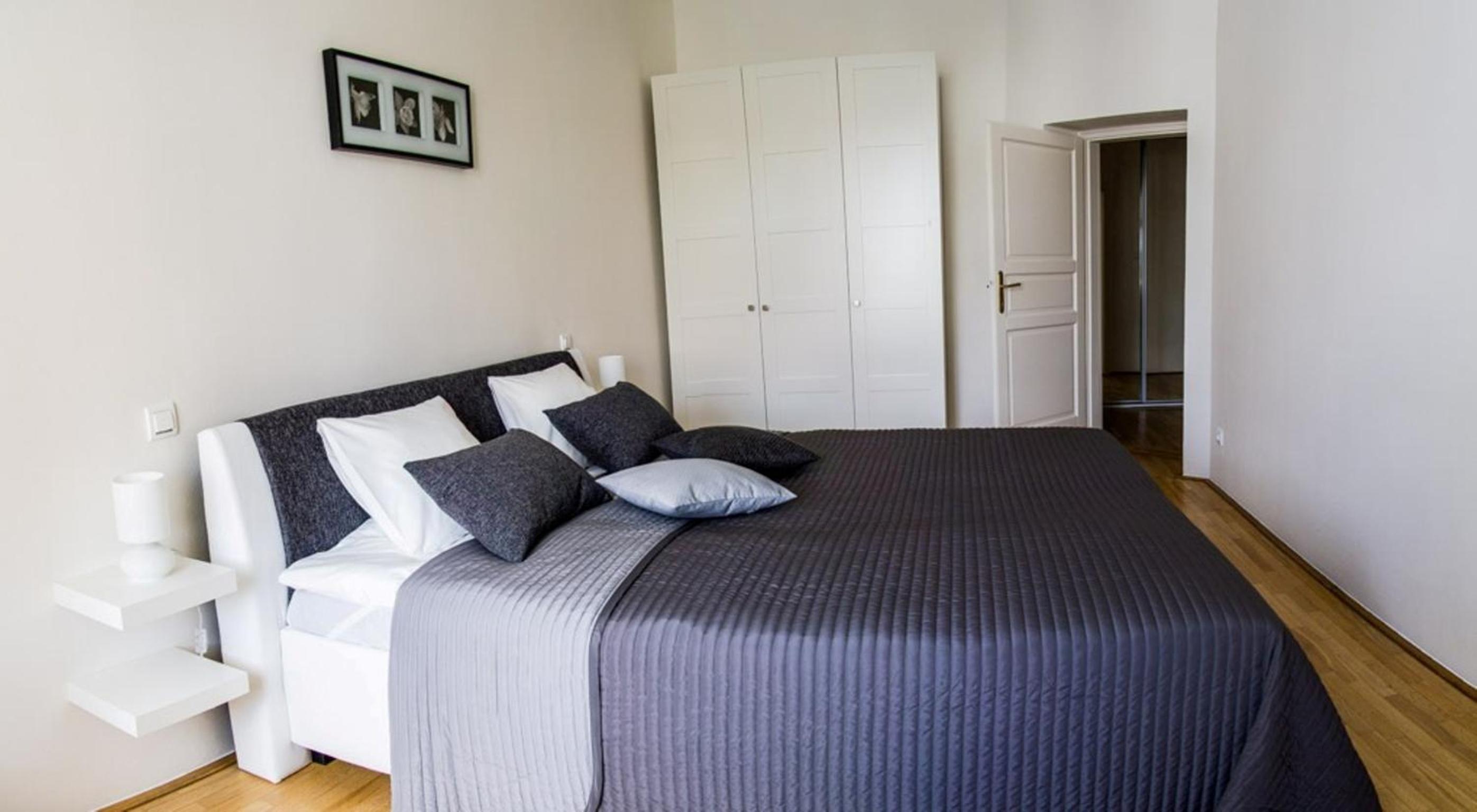Modern Apartment Riegrovy sady