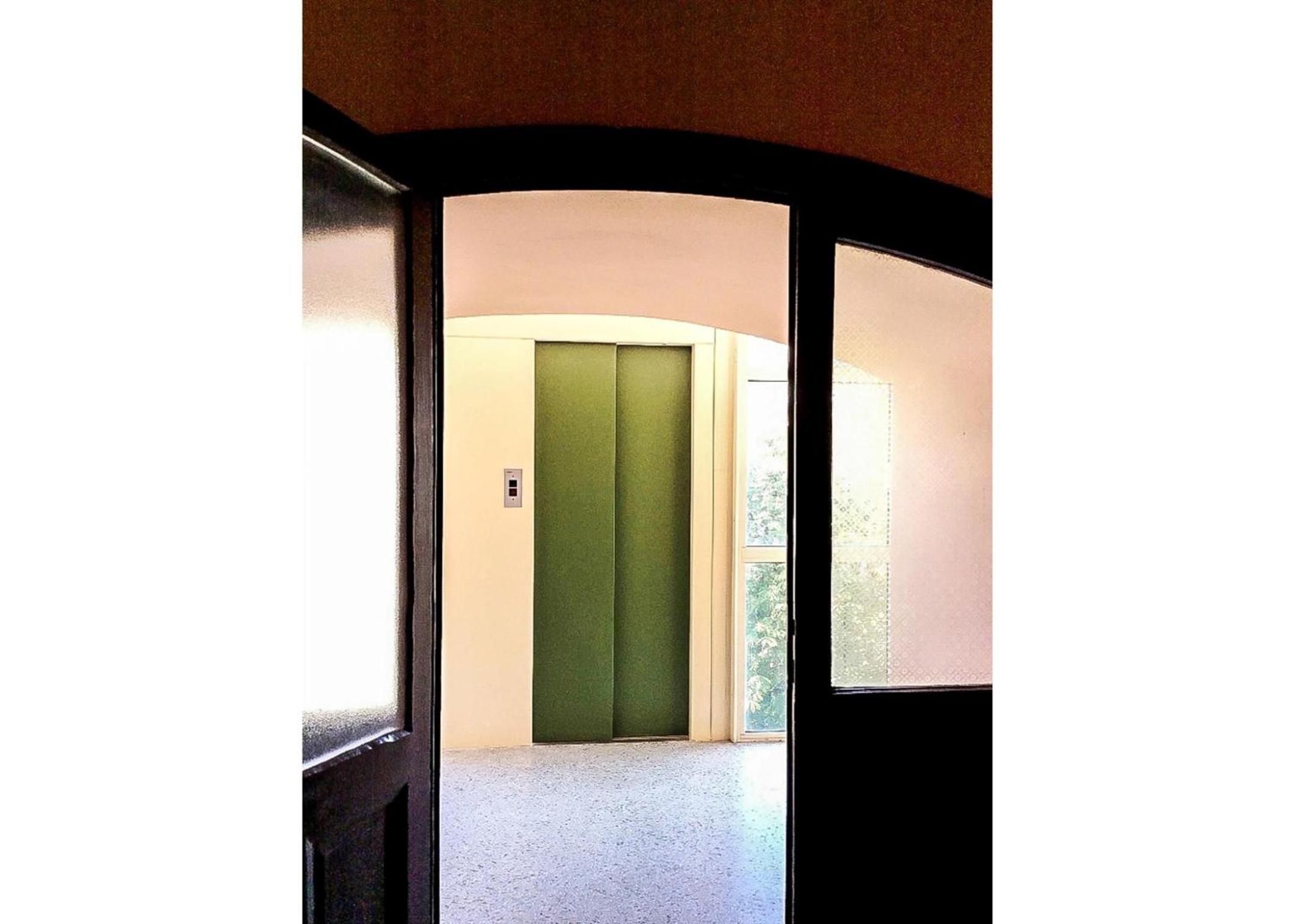 Modern Apartment Riegrovy sady