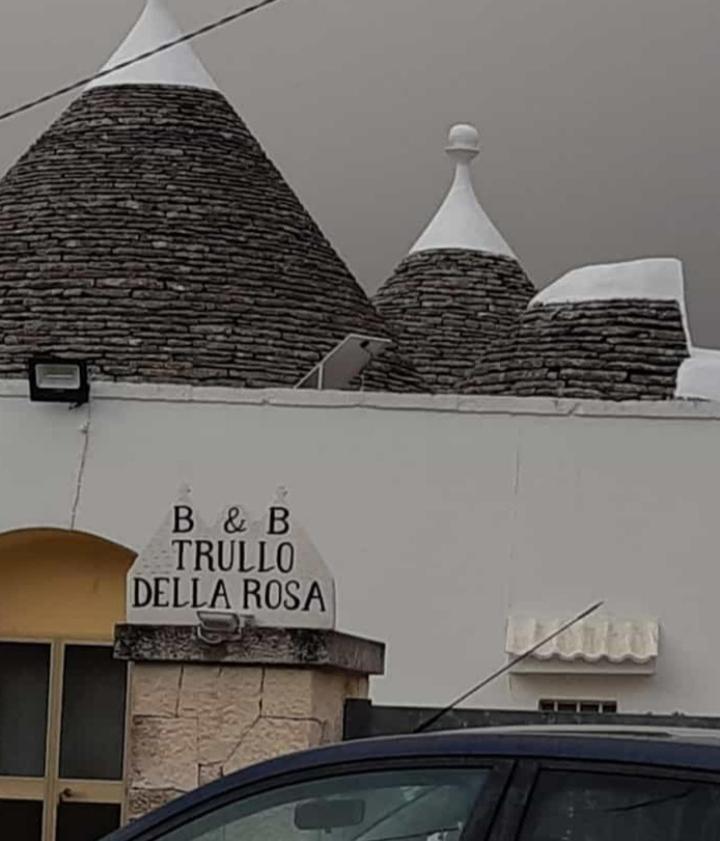 Trullo della Rosa view 2