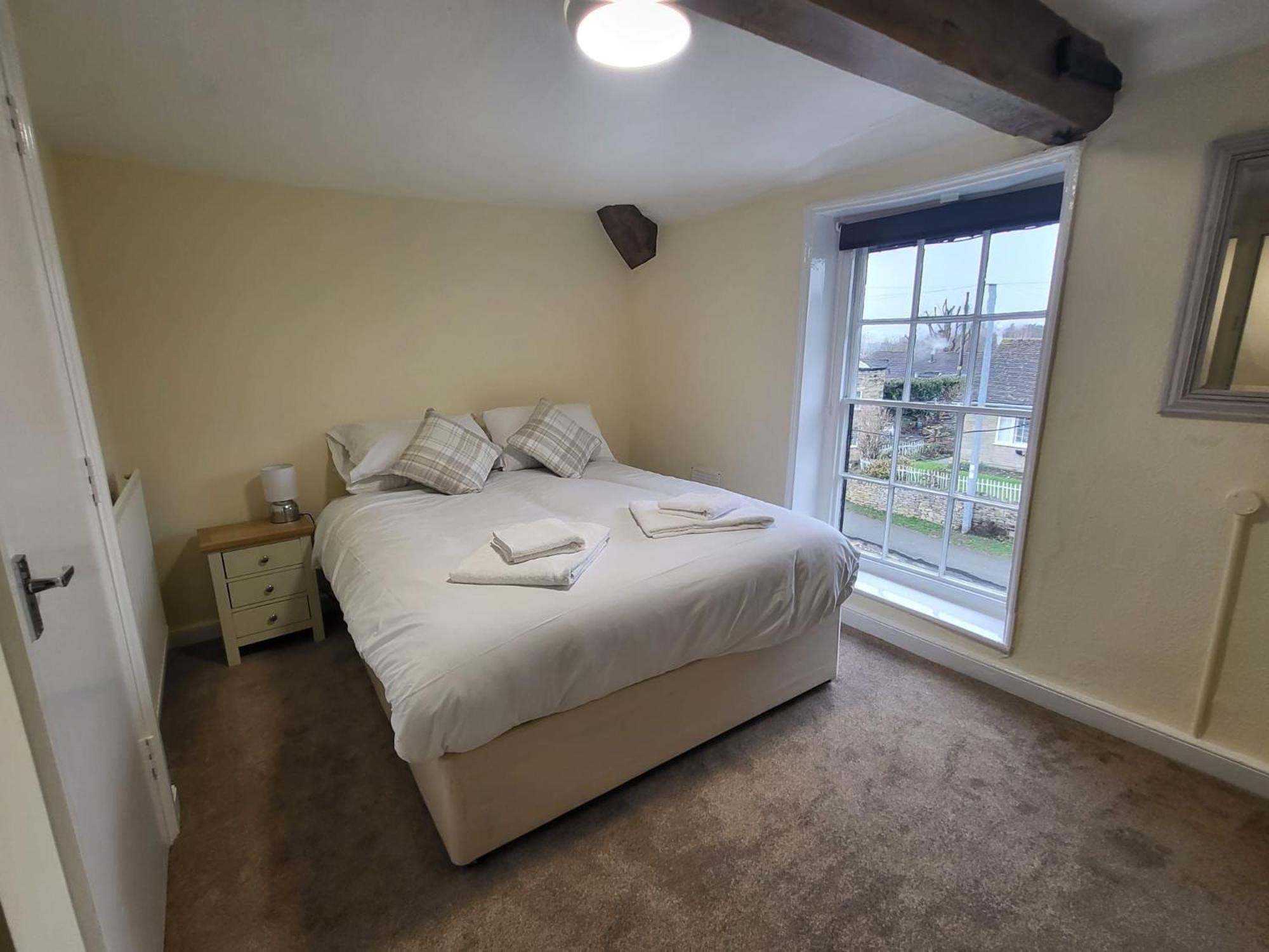 Tewkesbury Vacations - The Royal Oak - Property Image 12