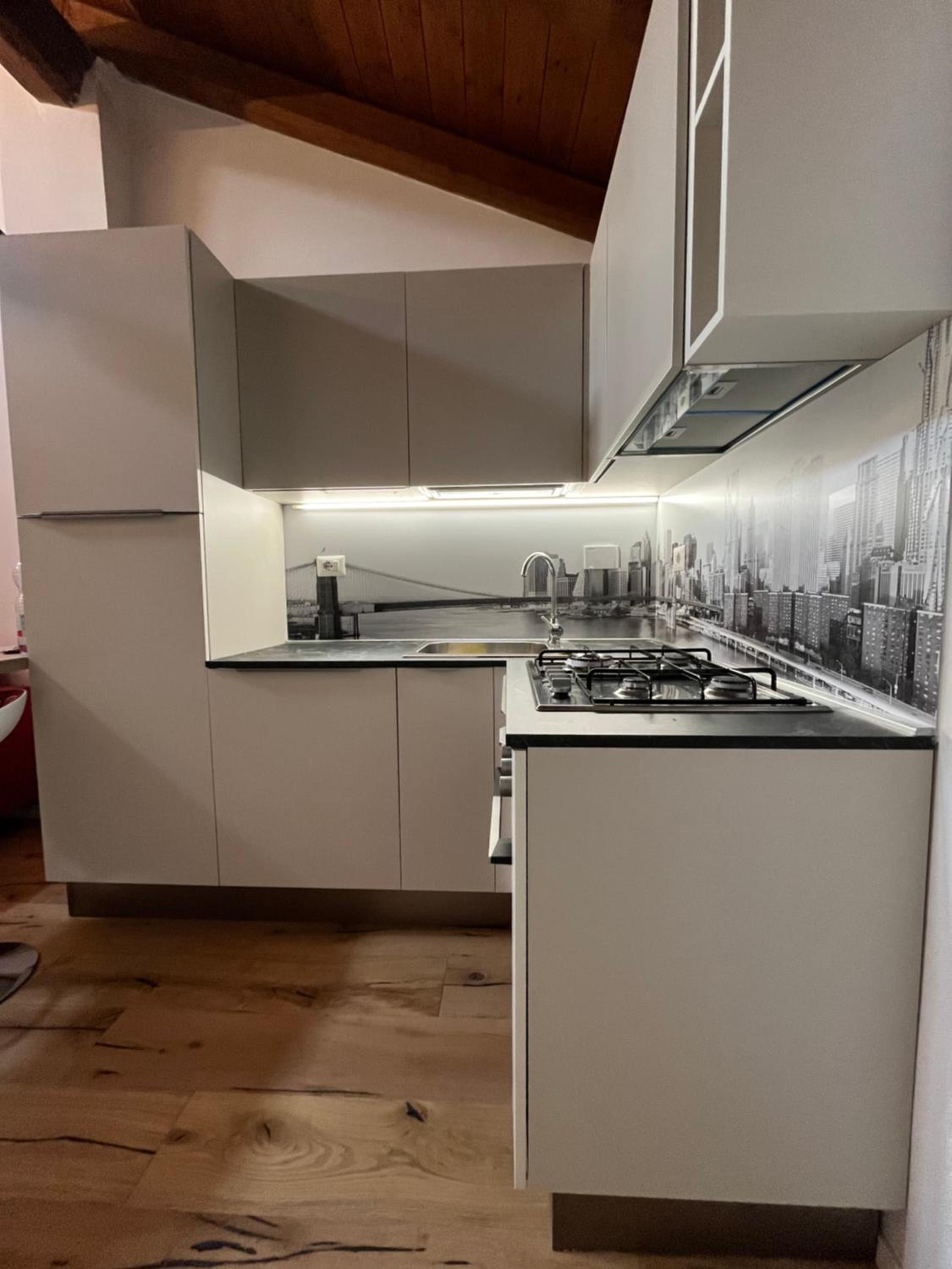 Appartamento Elegante con 2 Camere nel Centro Storico di Bologna view 3