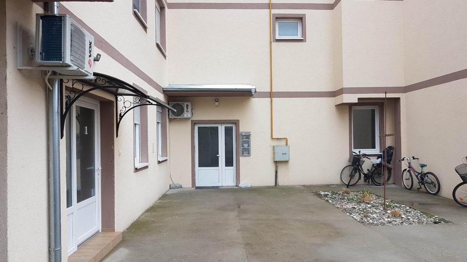 Apartman Dado view 2