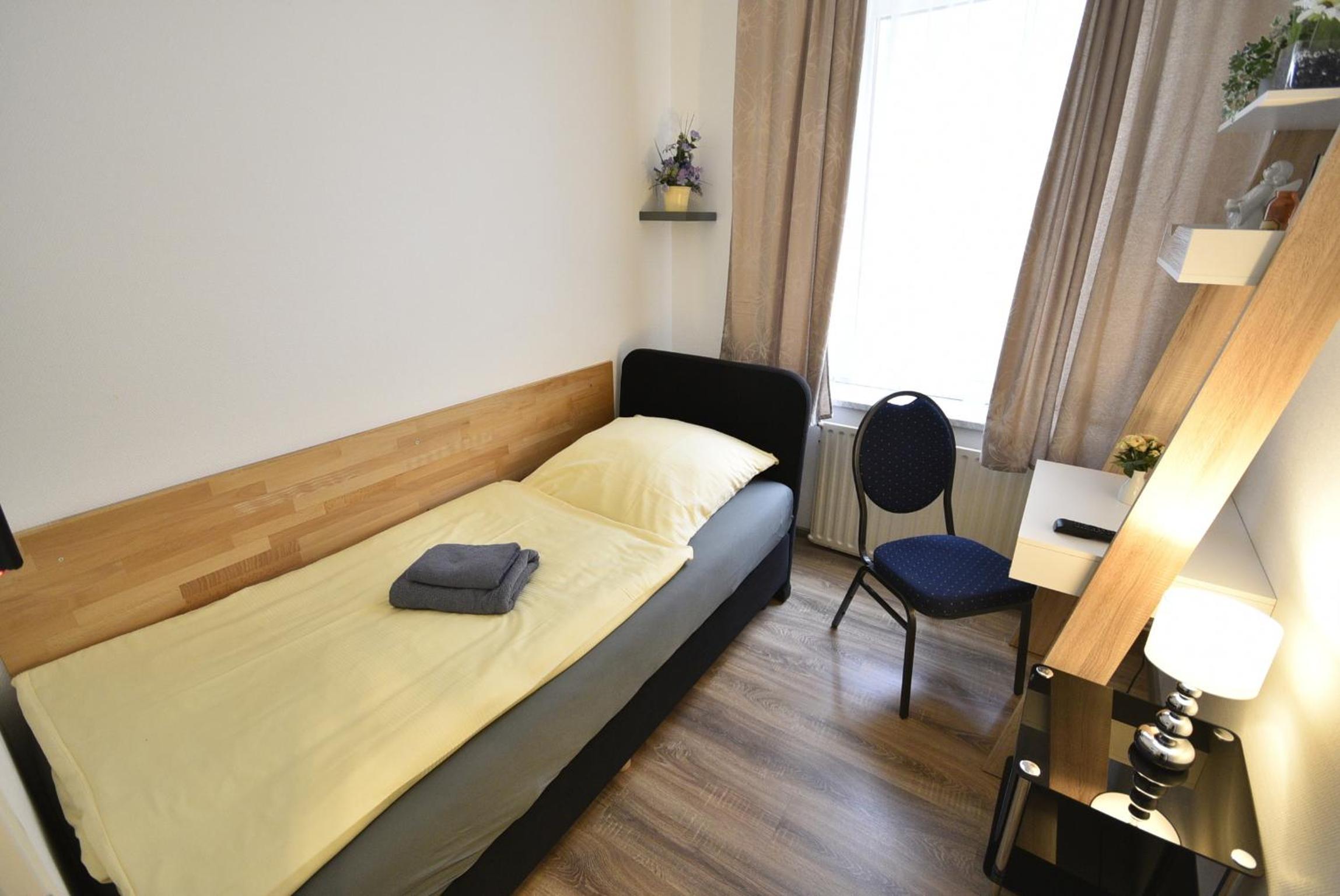 Am Schloss 15 en Schwerin — hotel room