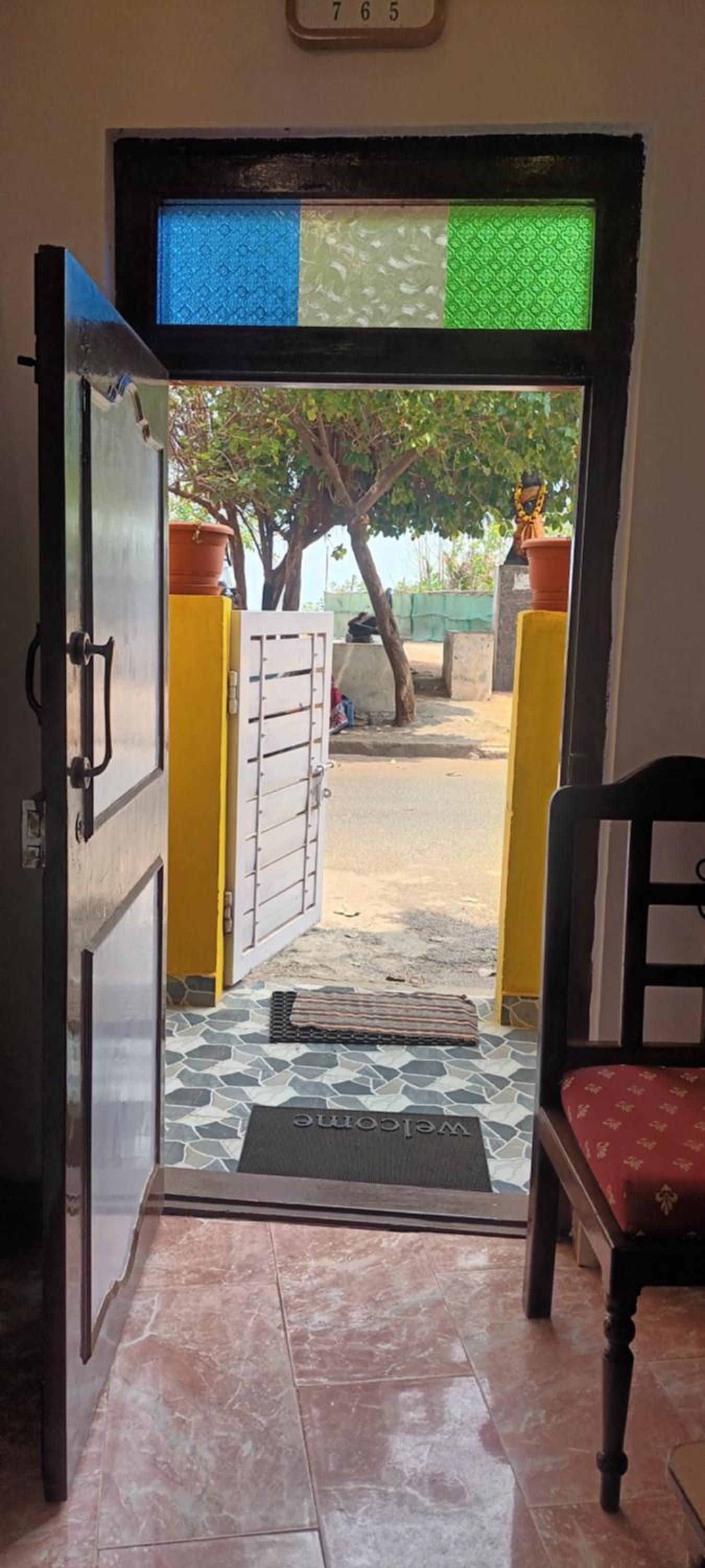 Villa Betty Individual 2 Rooms property at beach front Near French colony