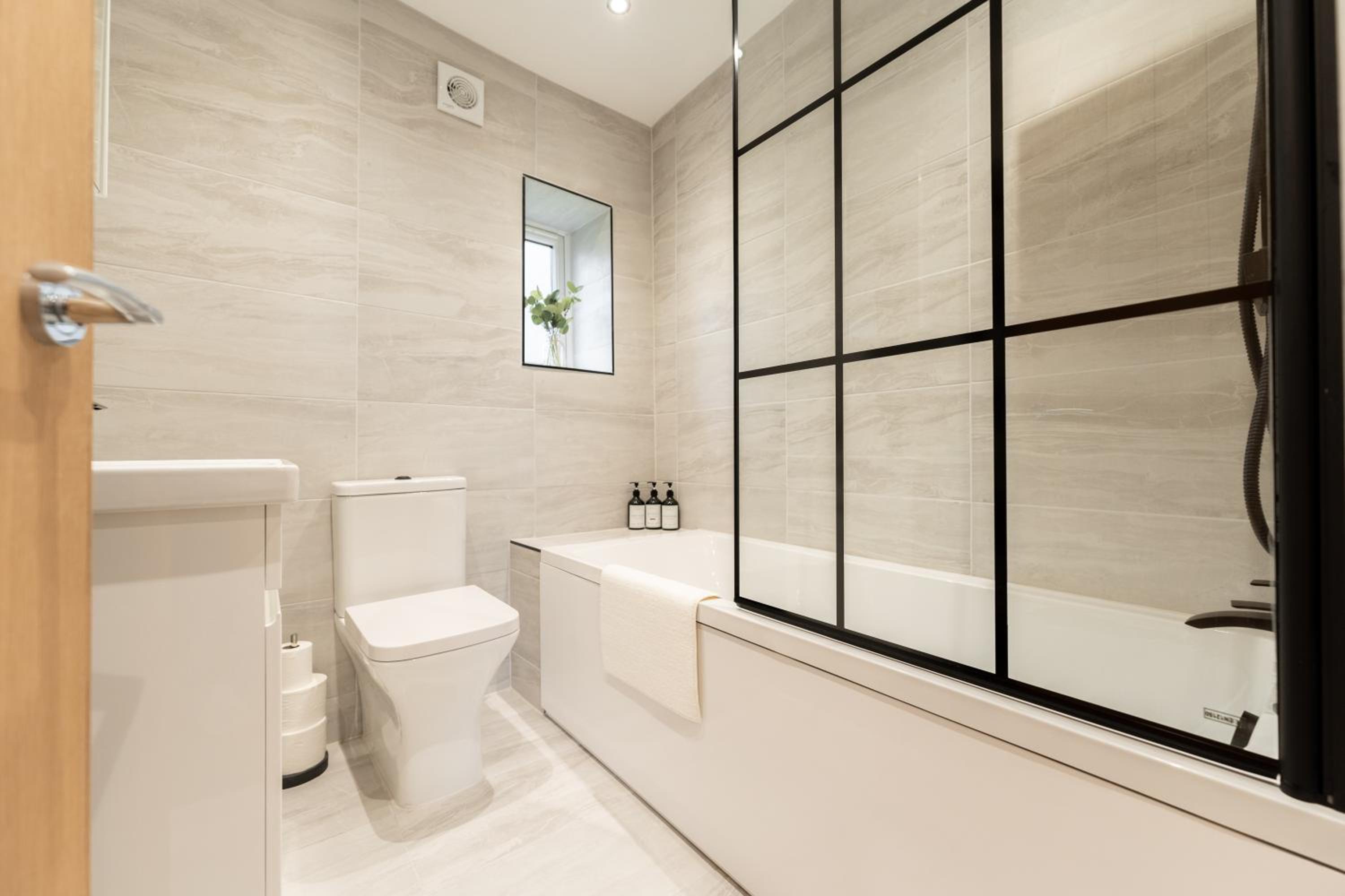 Photo 63