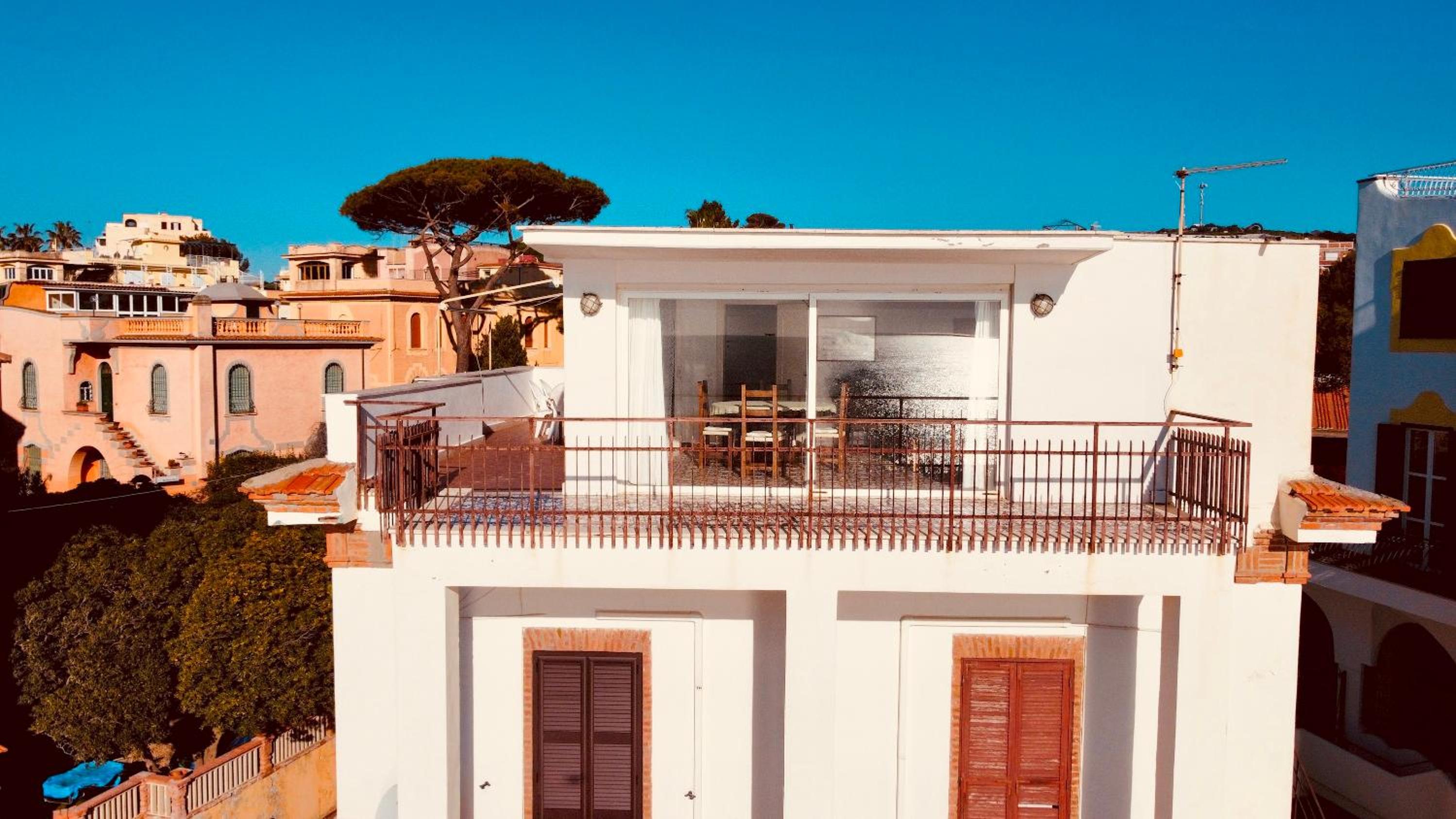 Be Your Home - Appartamento 4 camere sul Mare scesa al mare privata view 3