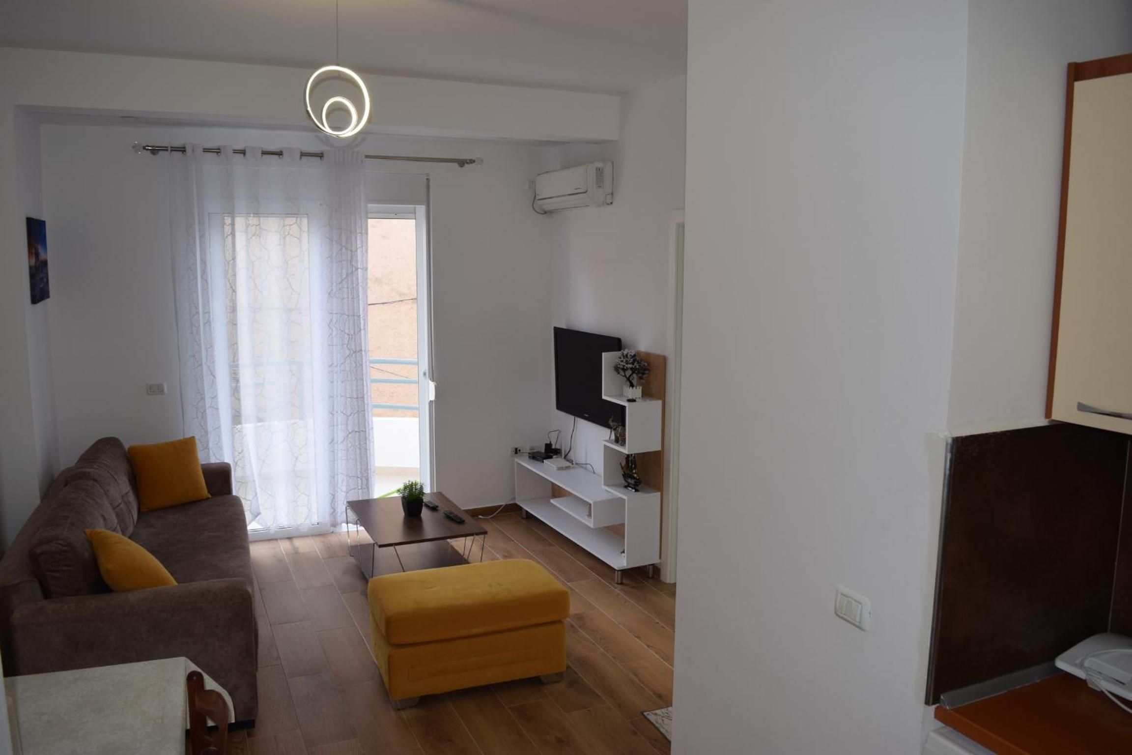 Matia Apartments photo 3