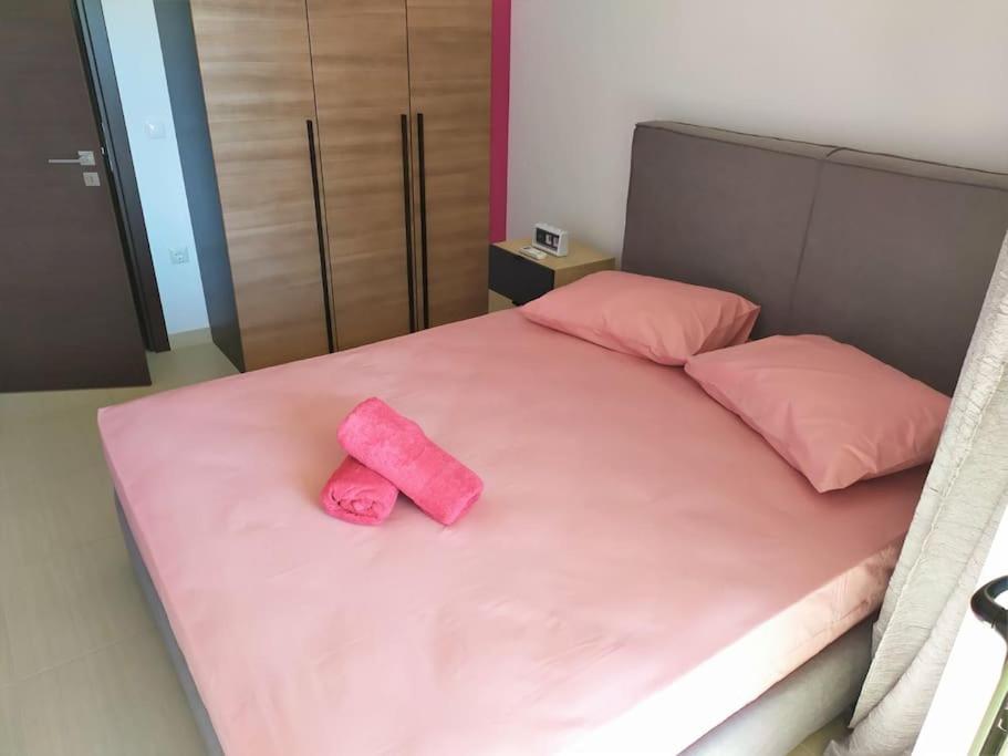Roundabout apartment