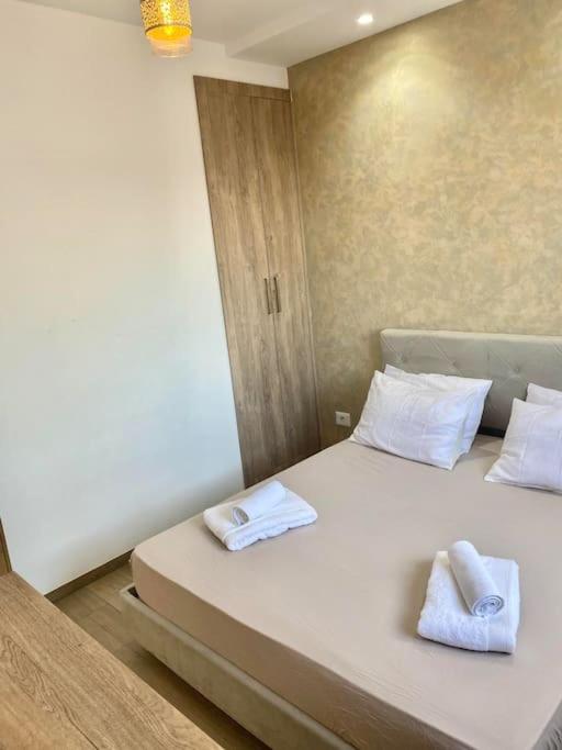 Logement entier: Appartement. Jardins de Carthage view 3