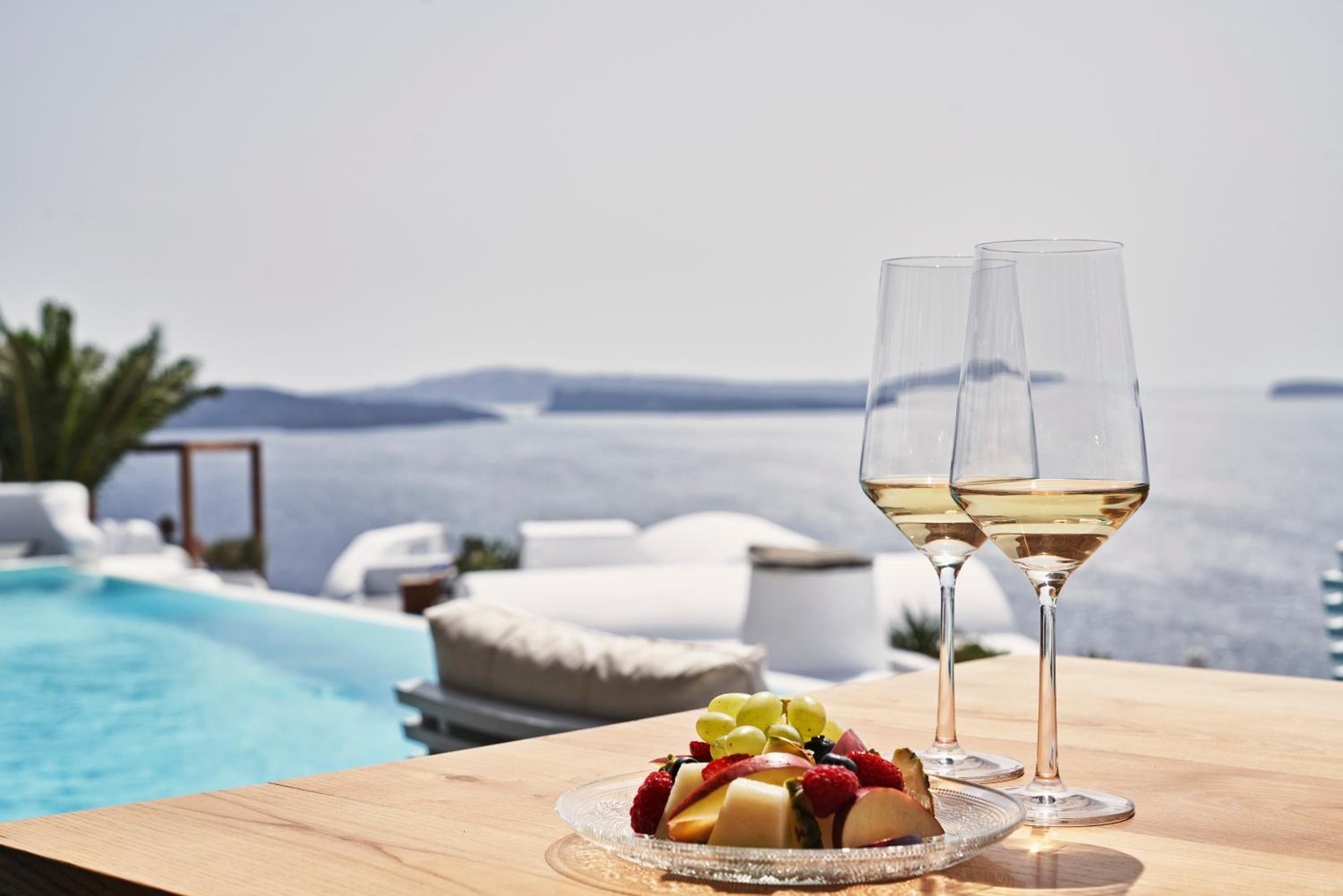 Oia Vacations - Katikies Santorini - The Leading Hotels Of The World - Property Image 2