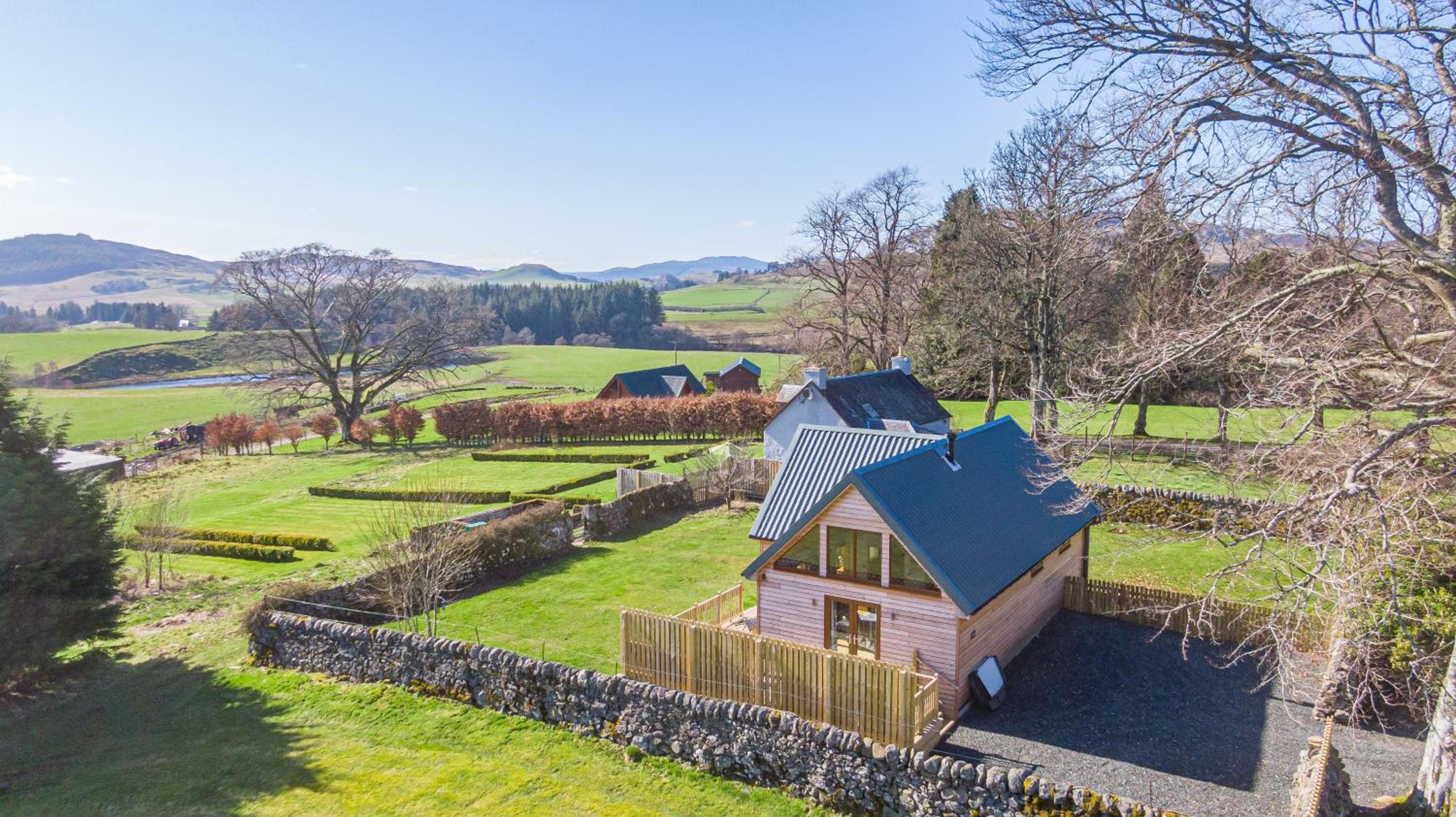 Roe Deer Lodge with Hot Tub view 5