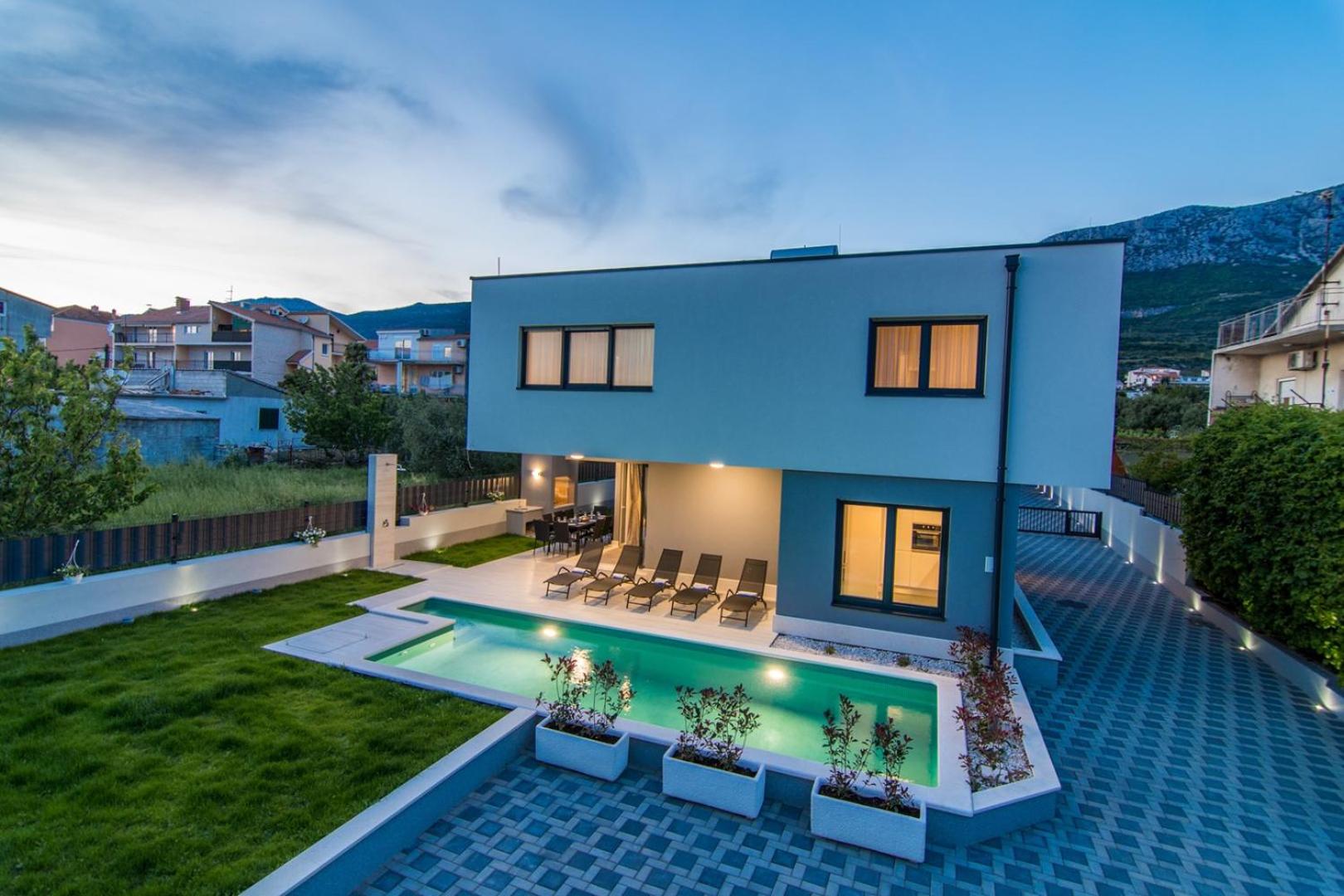 Luxury Villa Split Lady 2 with private pool near the beach in Split - Kastel Kambelovac view 4