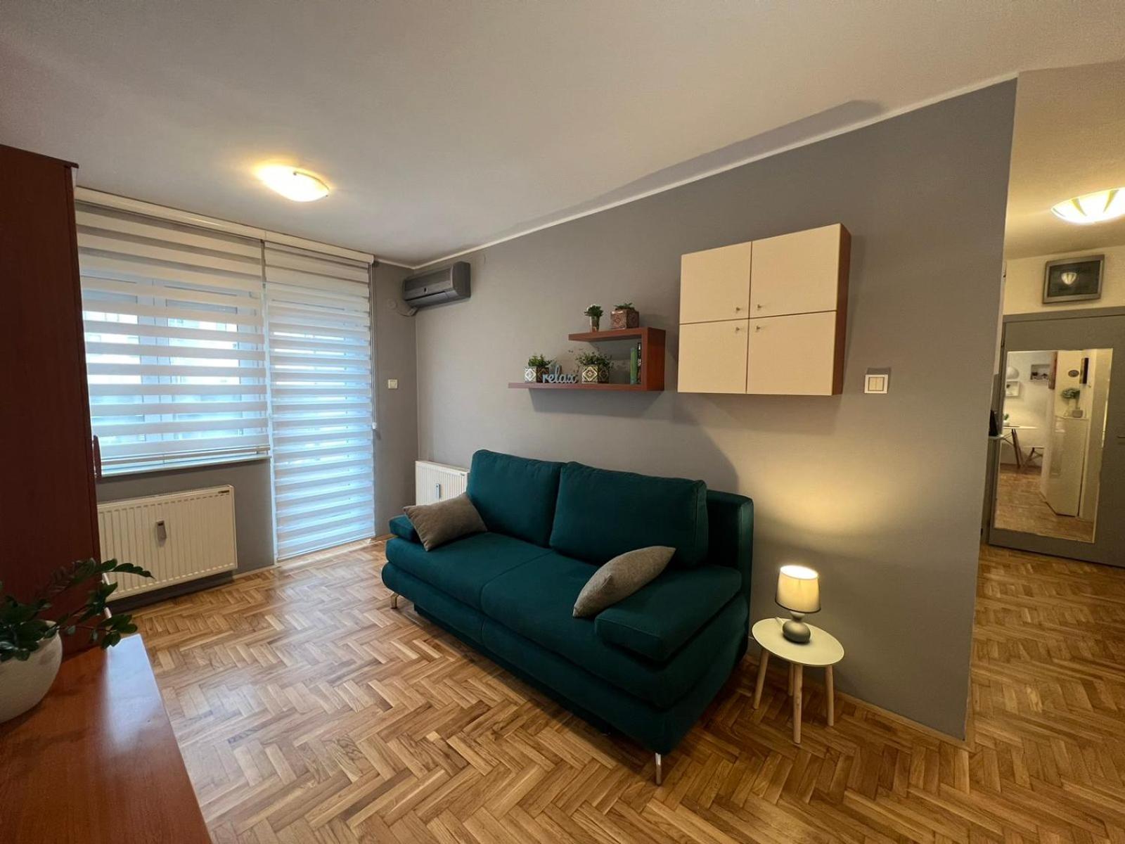 Studio Grey view 4