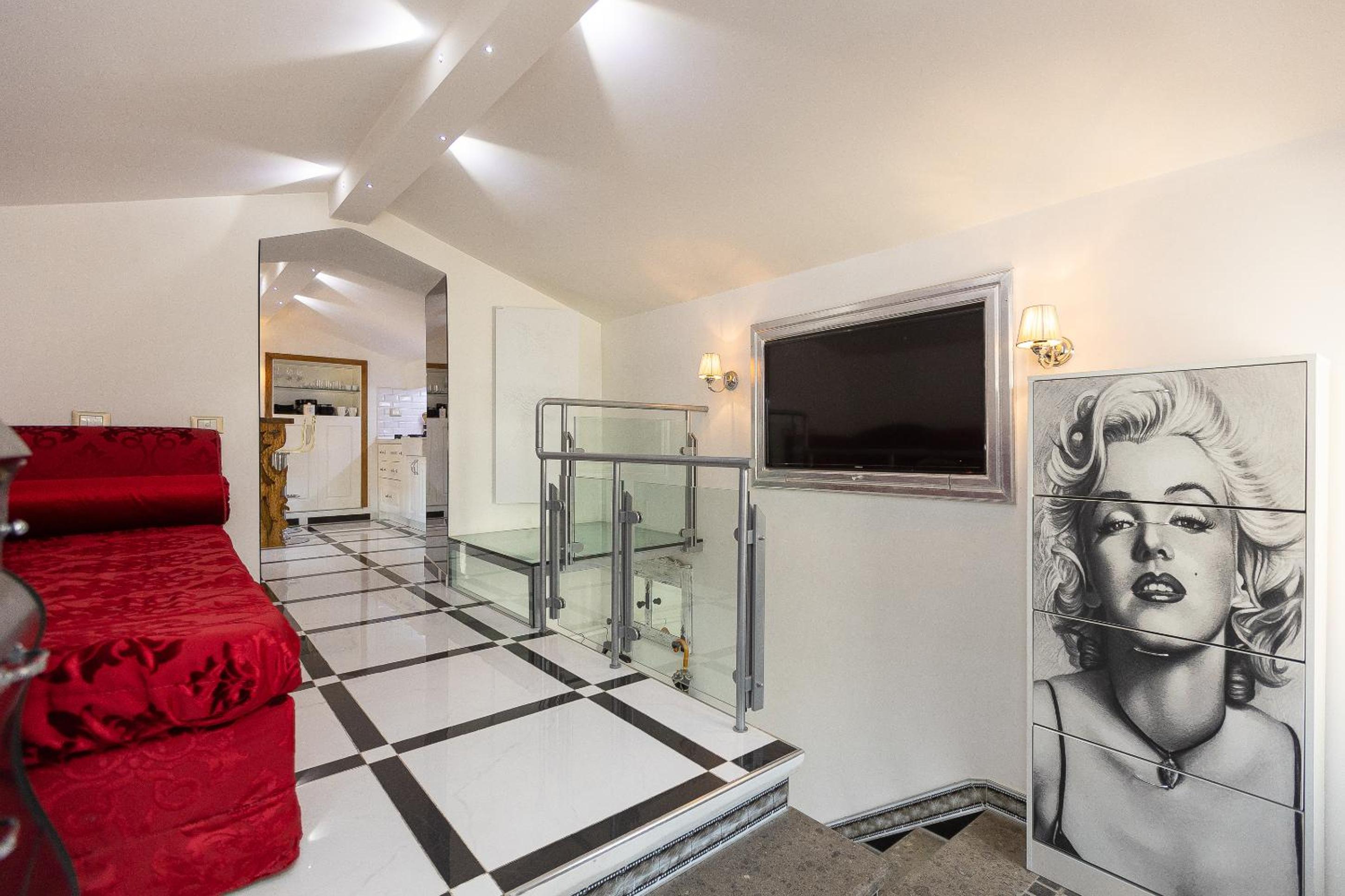 Star Home by Rental in Rome