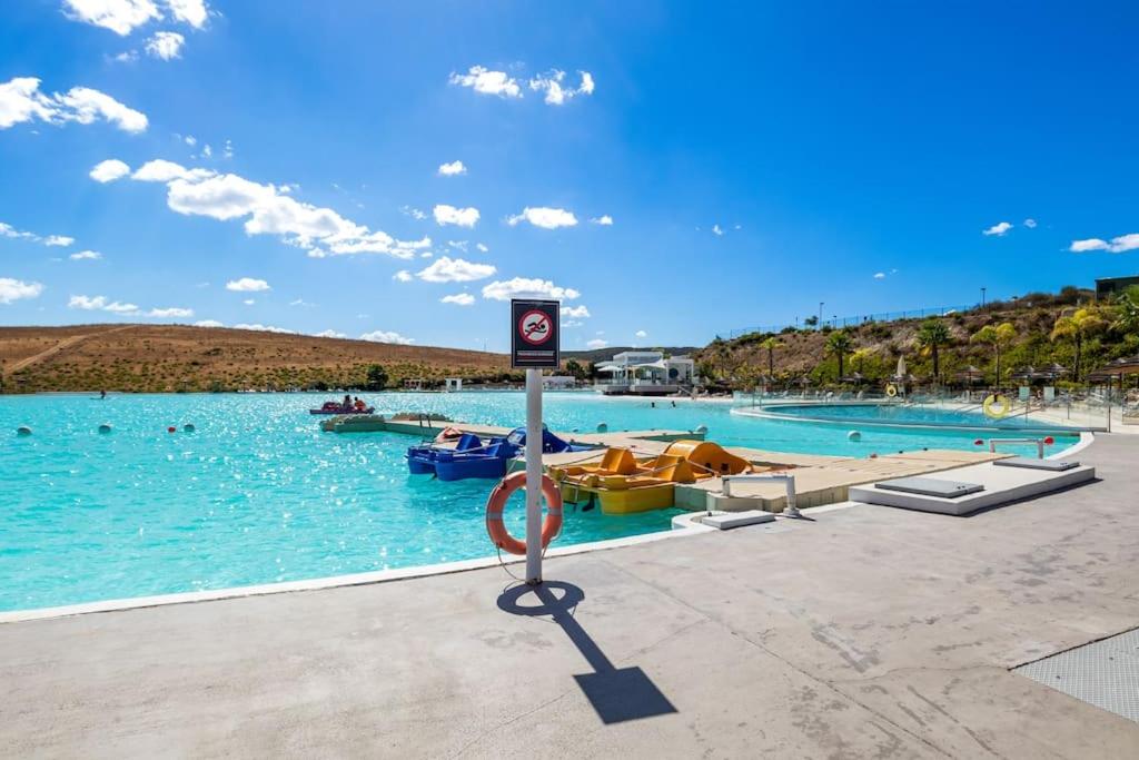 Alcazaba Lagoon apt by Costarentals - Ref M14 view 5