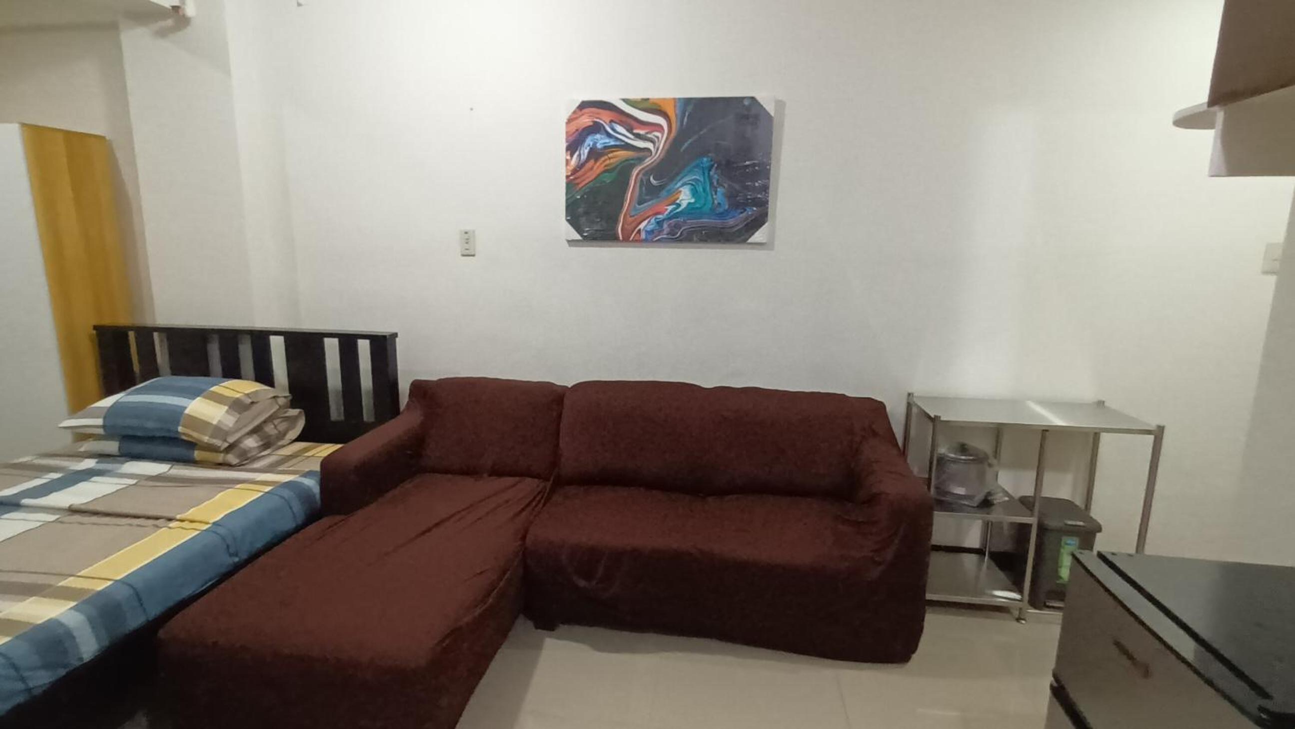 Impeccable 1-Bed Studio in Paranaque City view 5