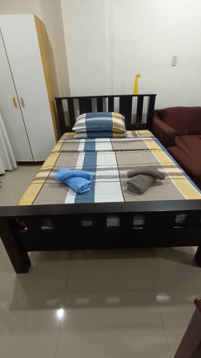 Impeccable 1-Bed Studio in Paranaque City view 4