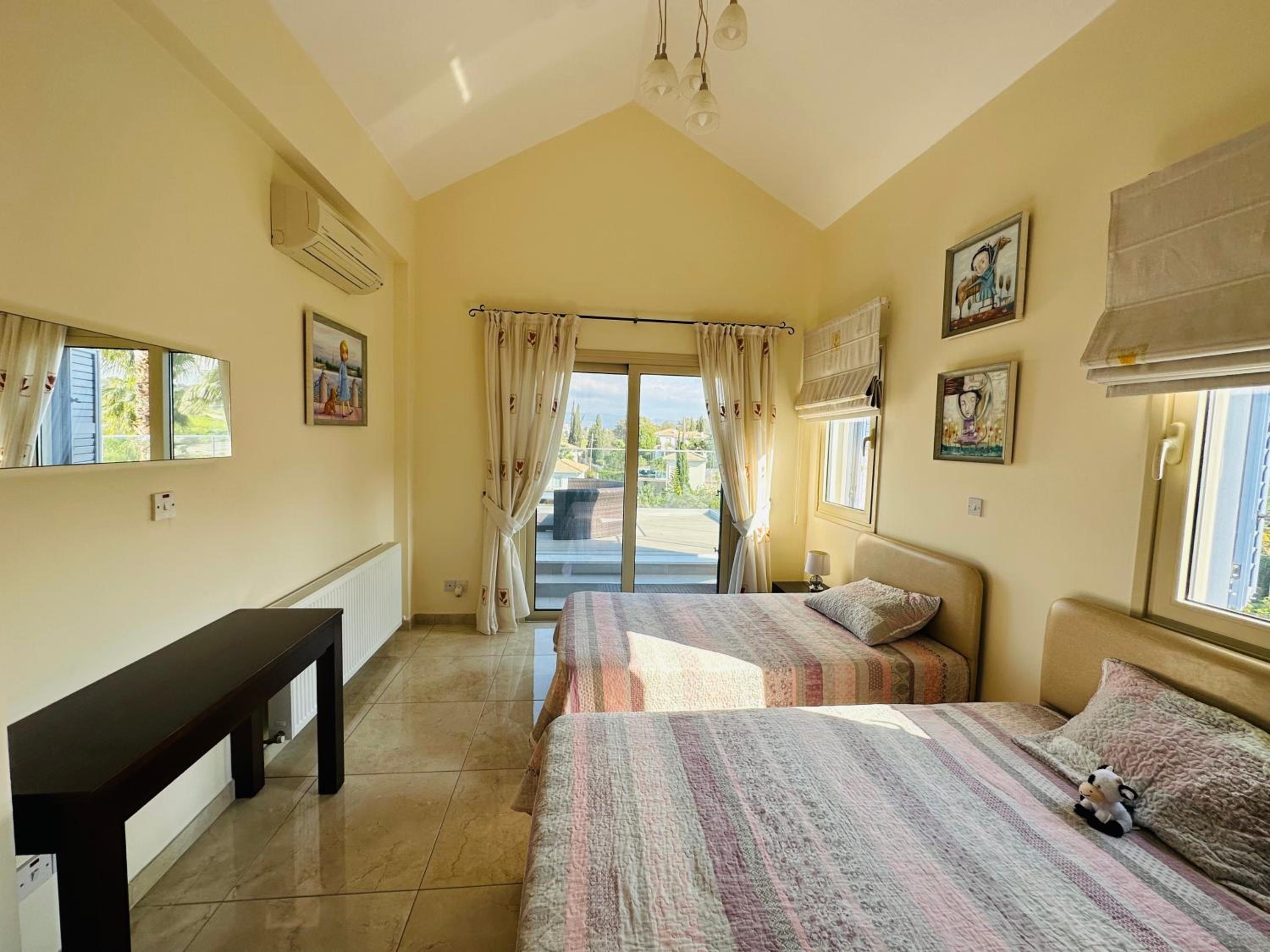 Beach Villa Elena