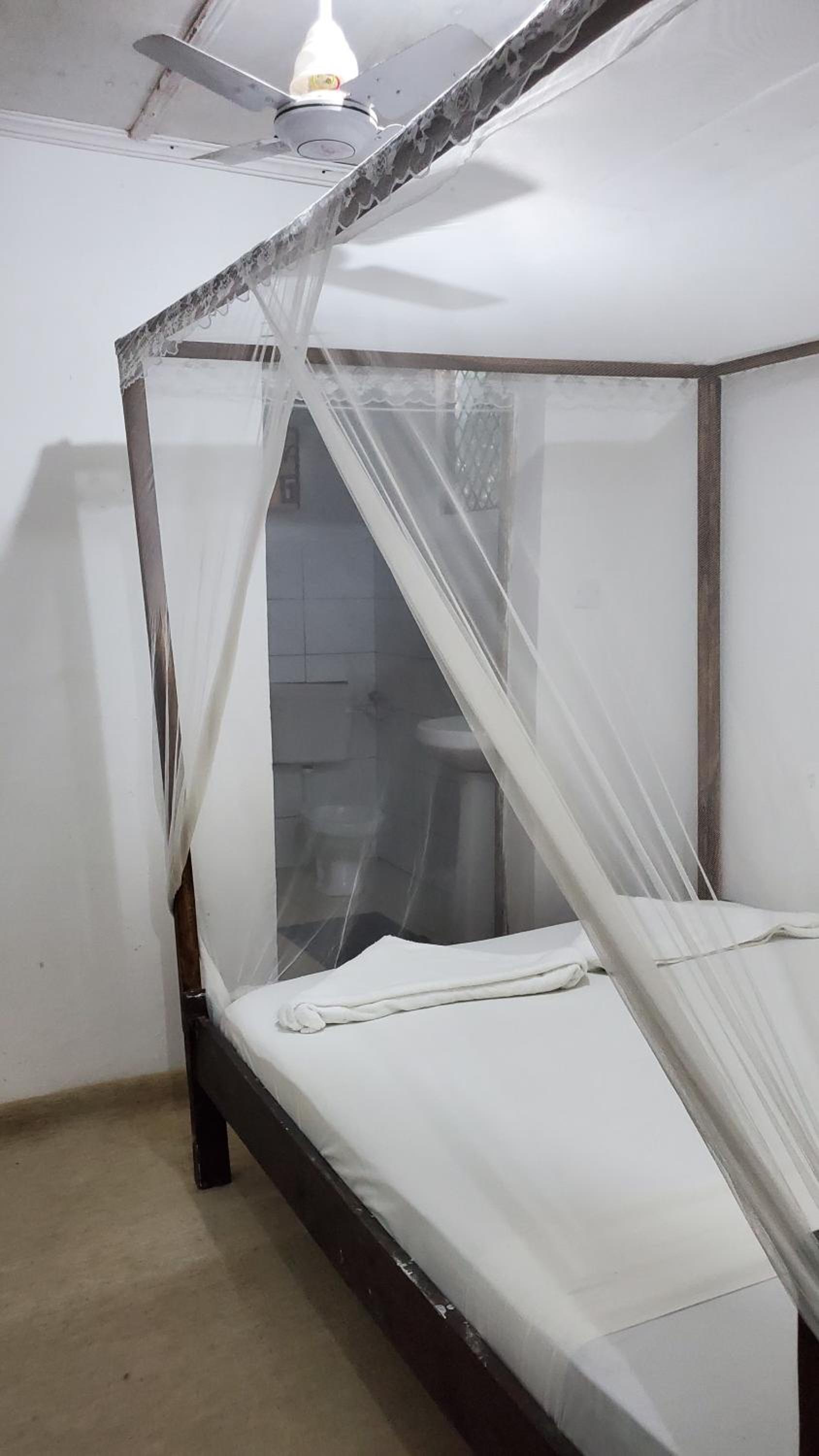 Ukunda Vacations - Impeccable 2-Bed House in Diani Beach kenya - Property Image 12