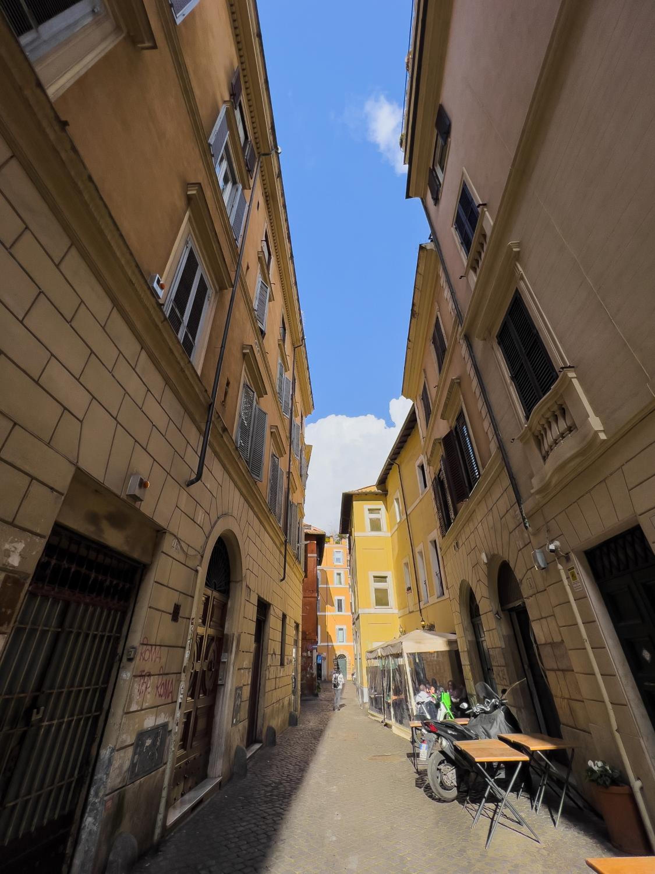 Piazza Navona Spacious 2BR Best Value Rome IREX Apartment