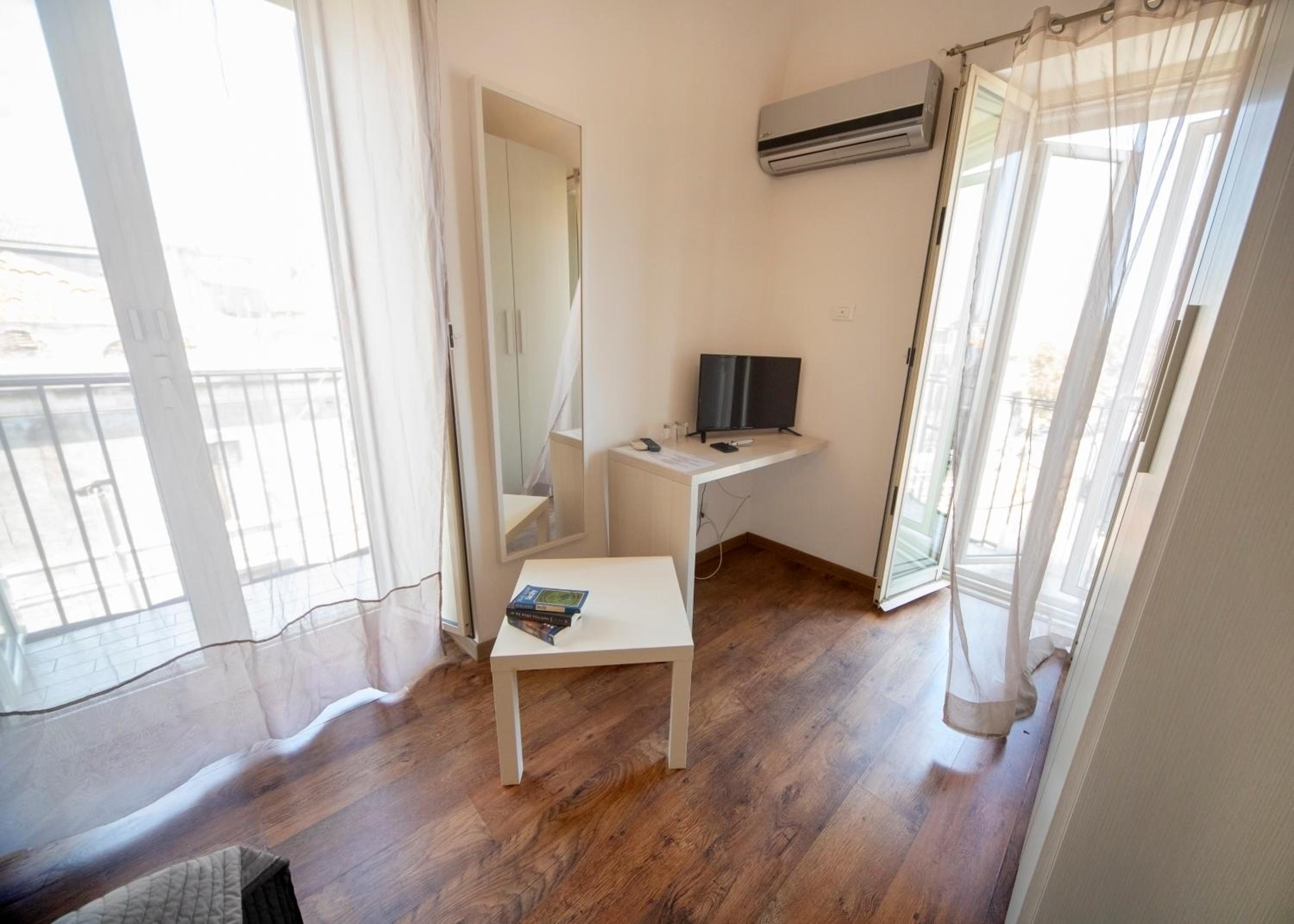 Zurria Rooms photo 5