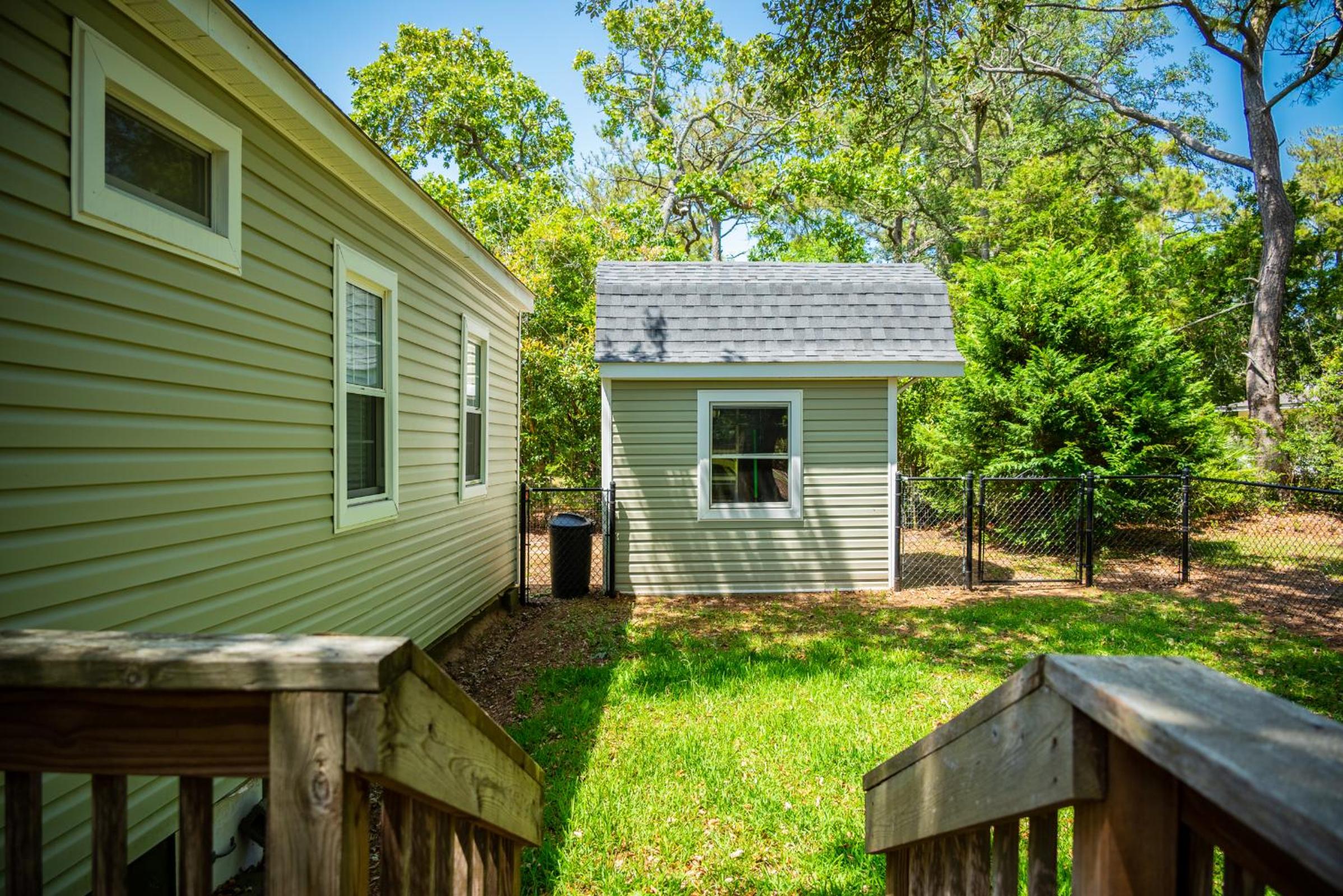 Bills Place by Oak Island Accommodations view 2