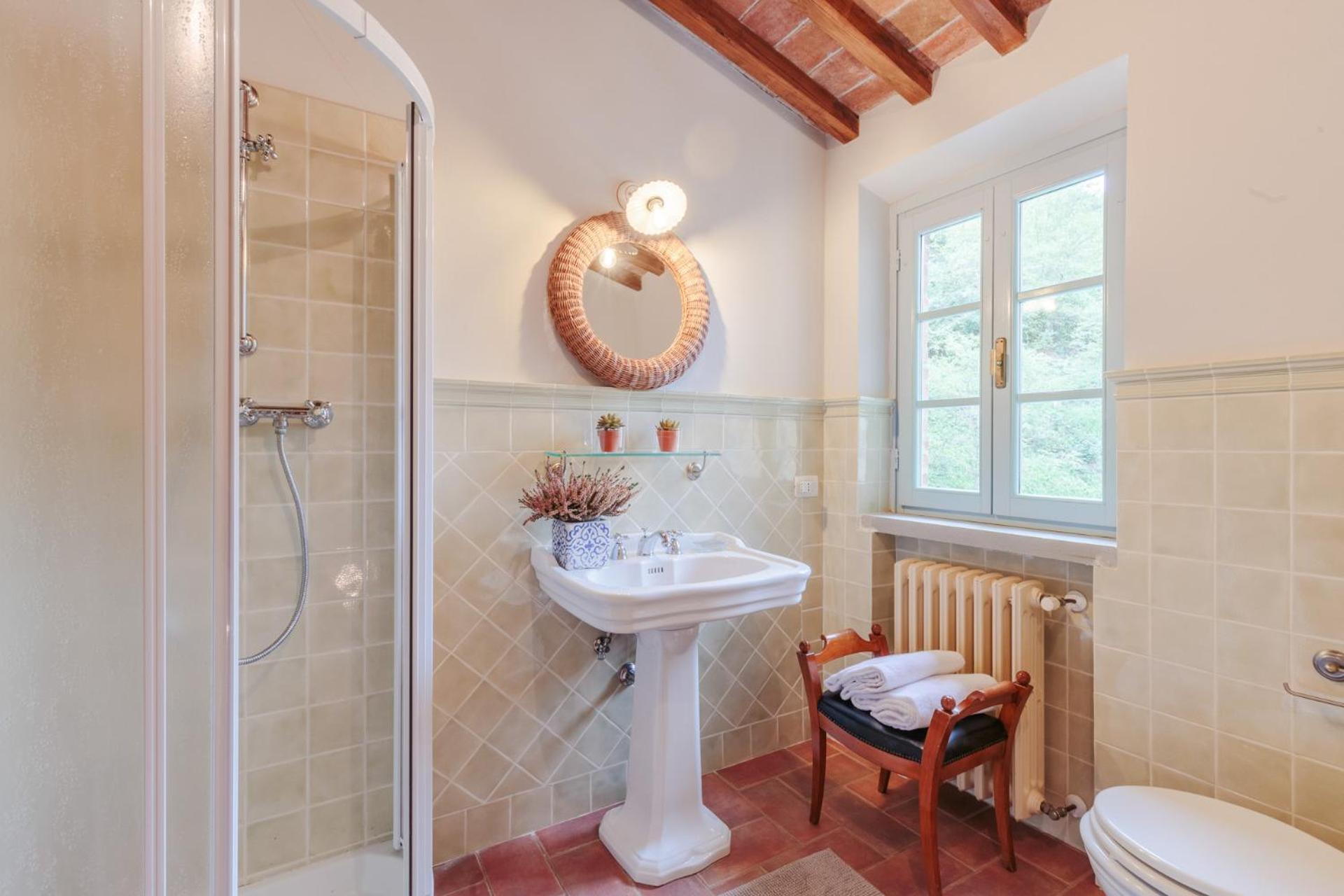 Villa Veranda, a Romantic Farmhouse with Pool
