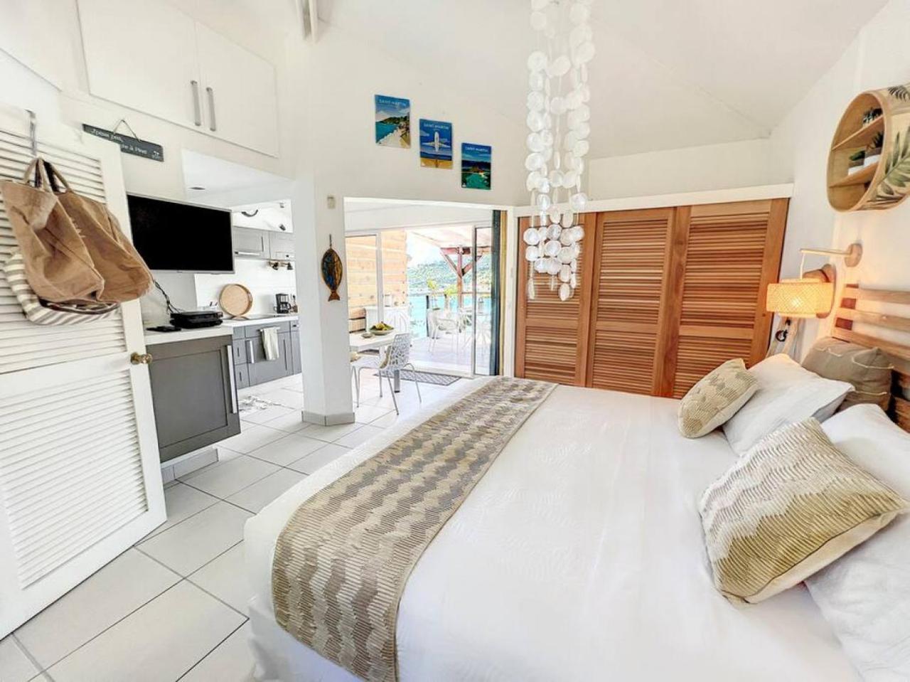 The View, Pool, Sea View, Oyster Pond Balconies view 4