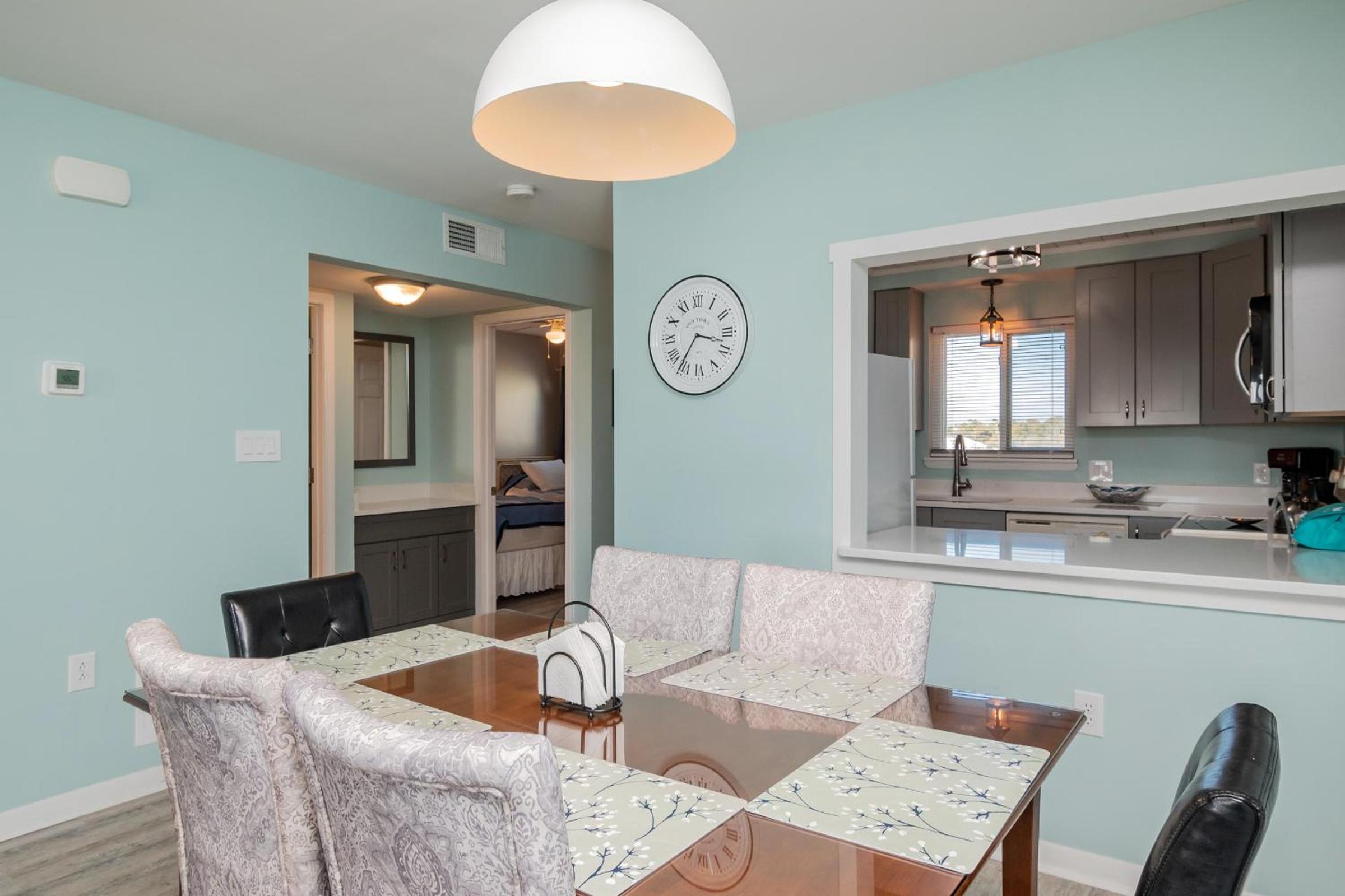 The Breeze by Oak Island Accommodations