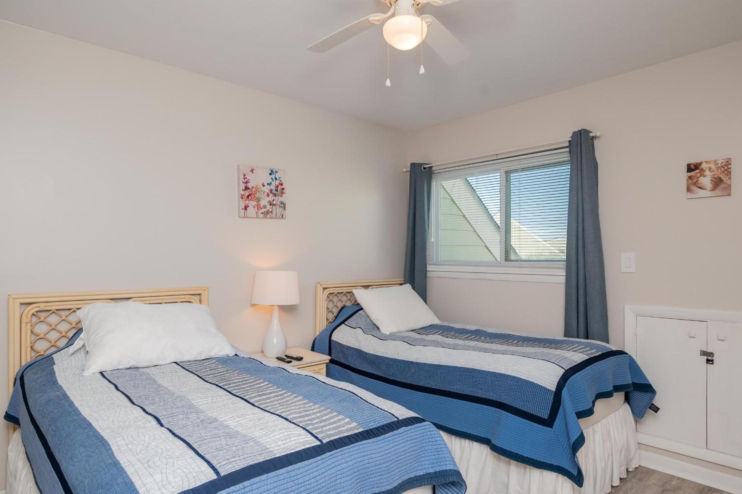 The Breeze by Oak Island Accommodations
