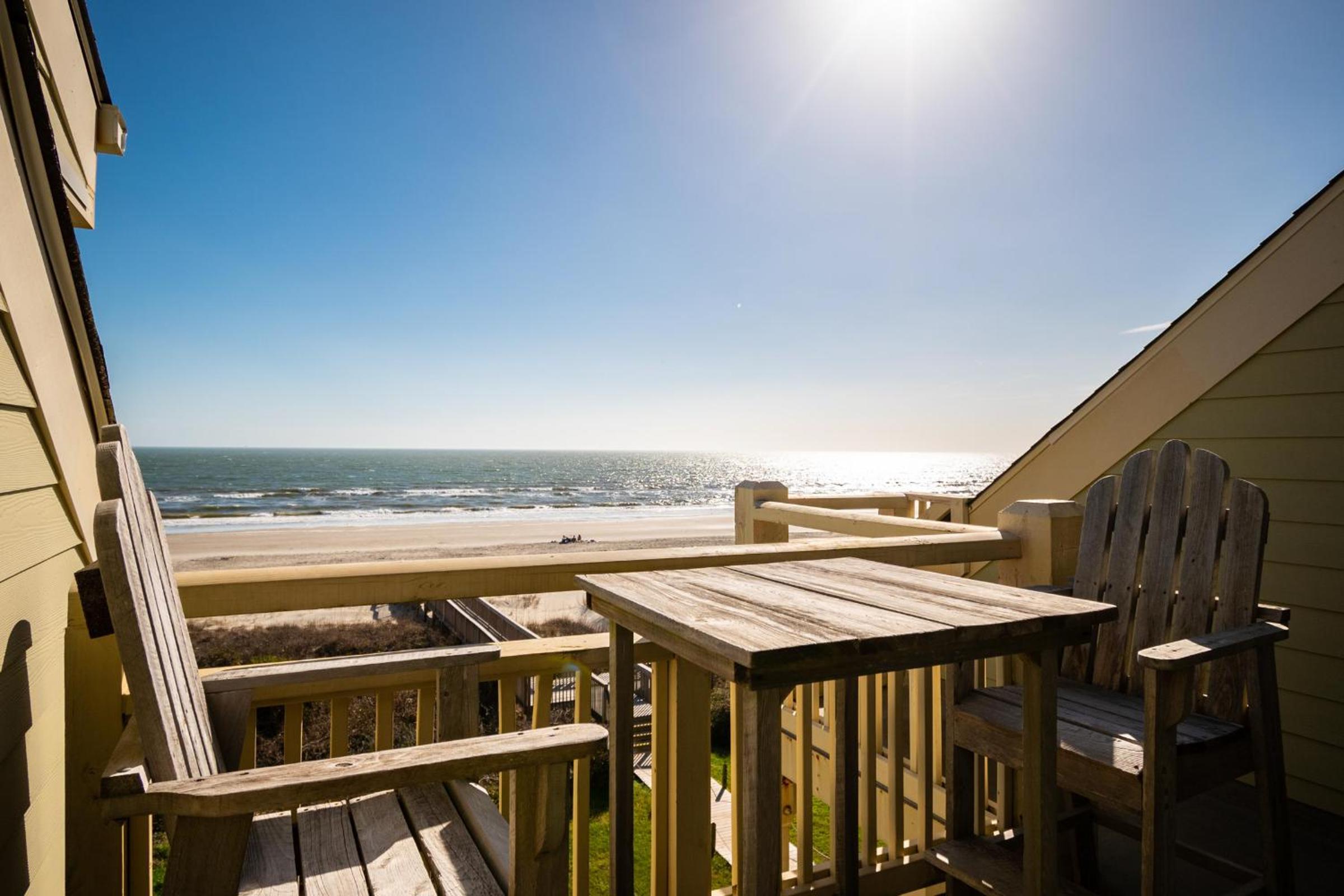 The Breeze by Oak Island Accommodations