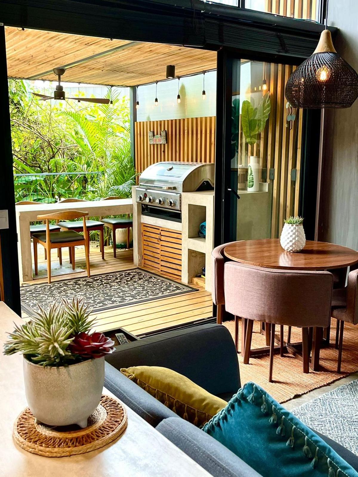 Studio Aloha - Malpais