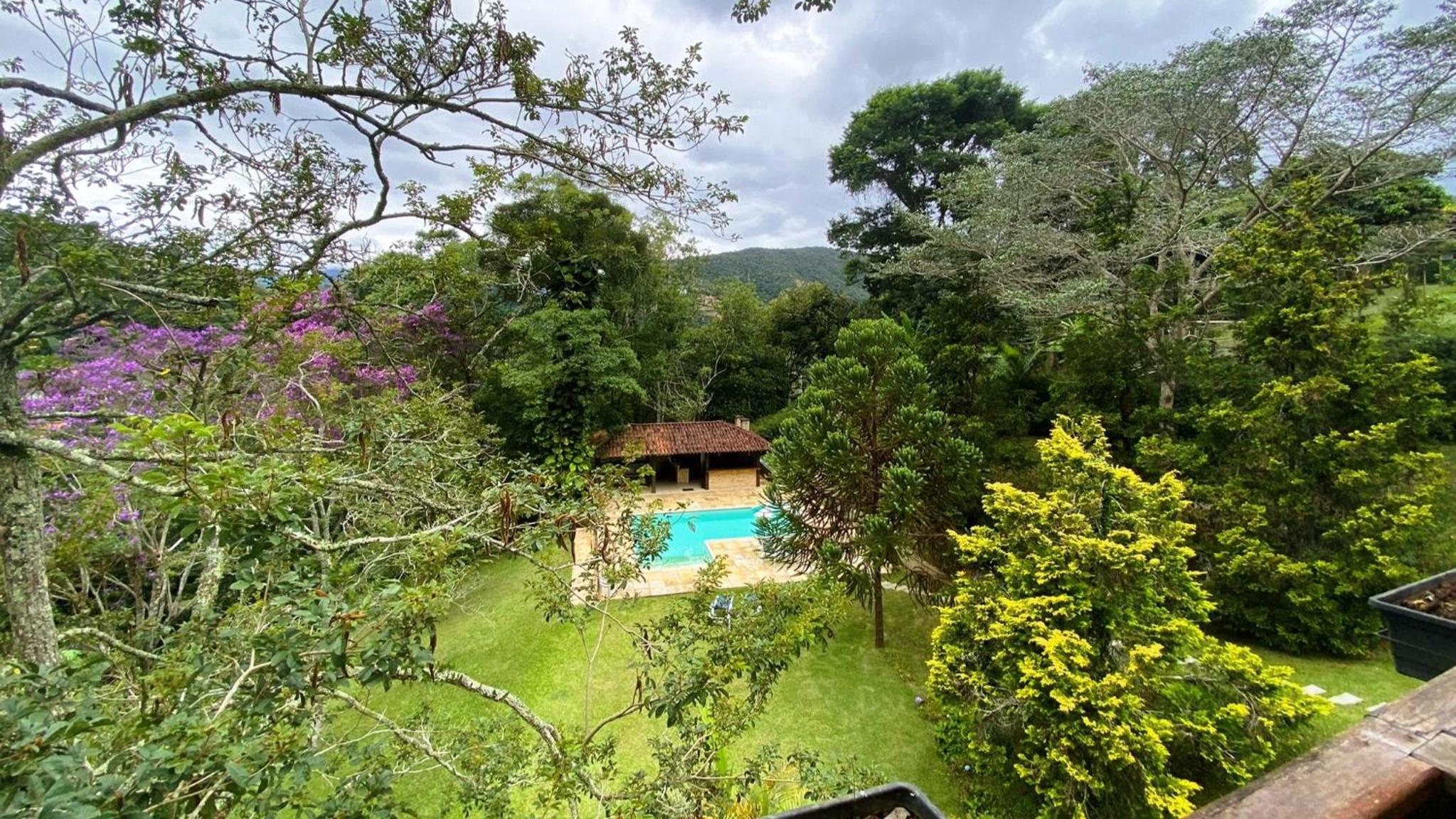 Casa Vargem Alegre, 4 quartos, piscina, gourmet e condomínio completo