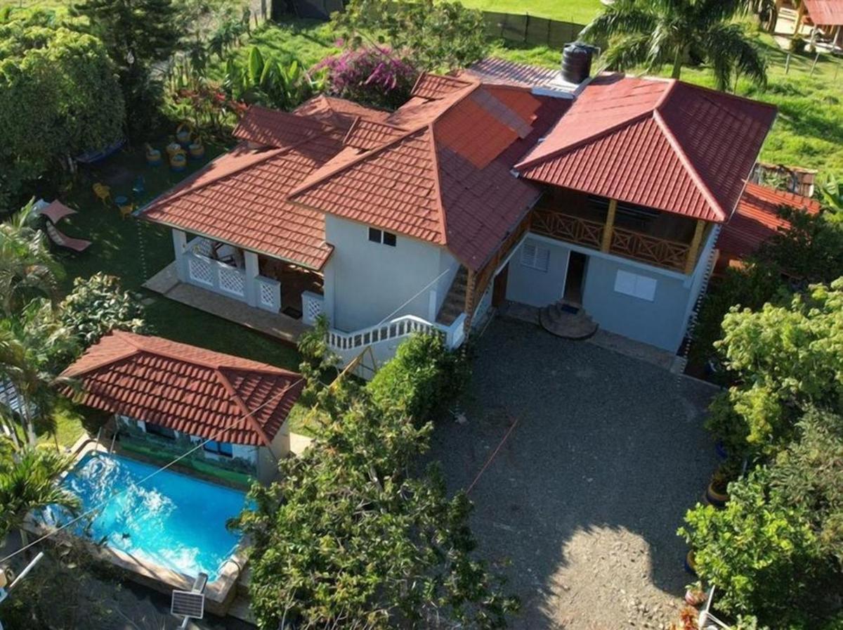 Villa Los Caciques By Hospedify - Hermosa Villa con Piscina, Billar, Zona de BBQ y Domino — photo 2