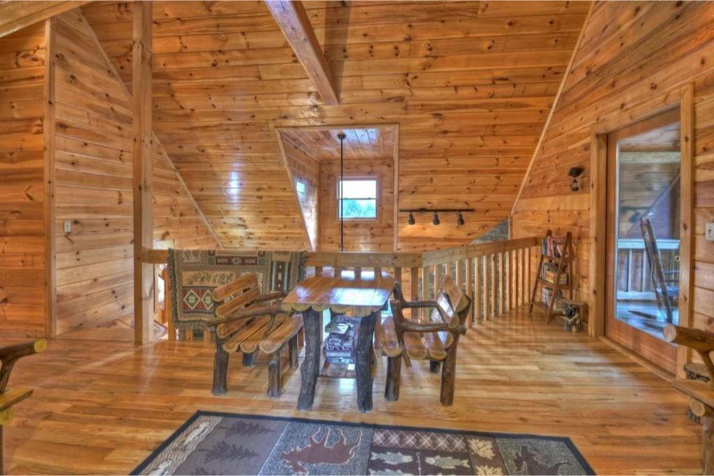 Private Log Cabin - Blue Ridge Mountains - Lake Blue Ridge view 3