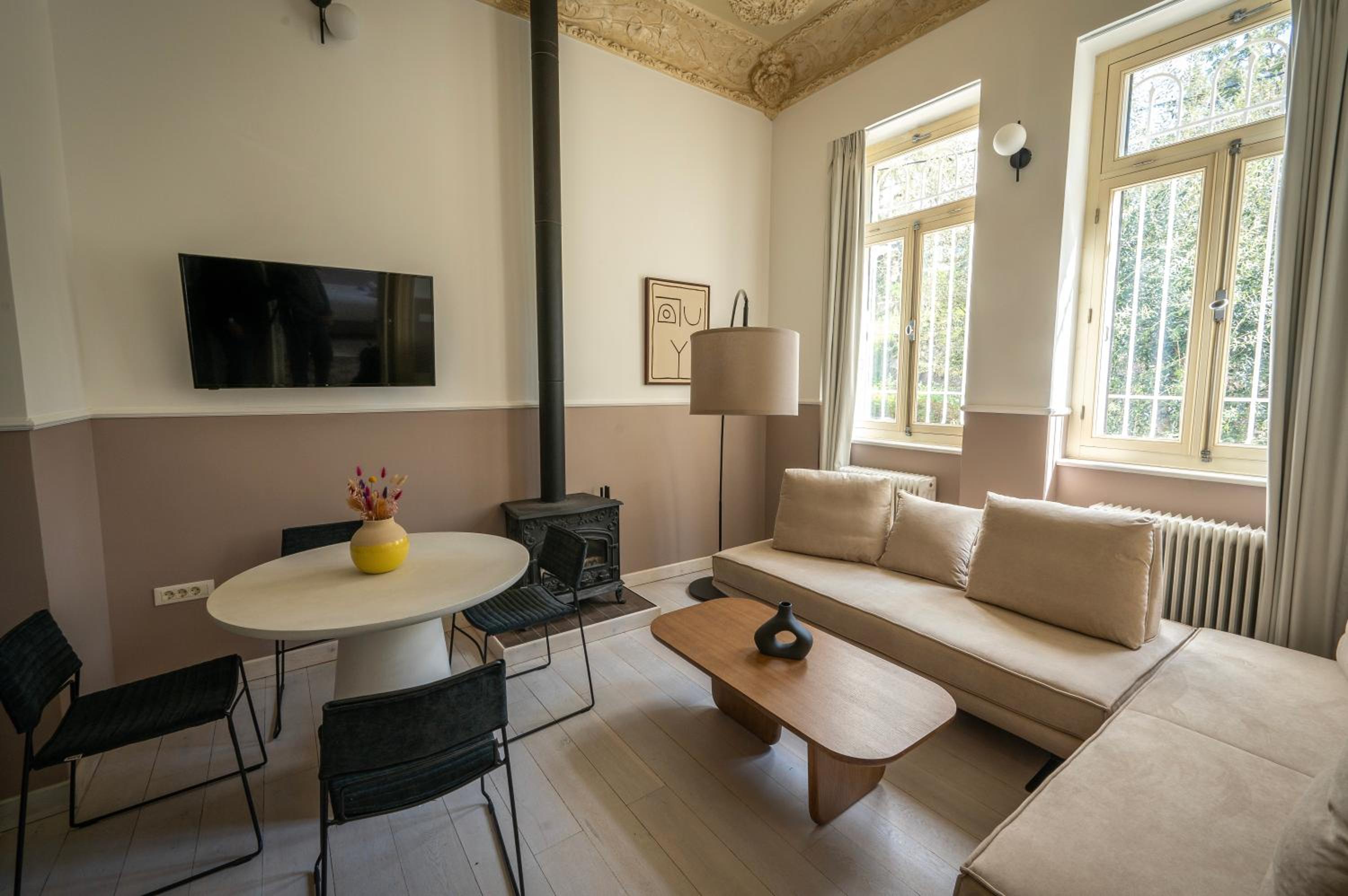 Genesis Grande Acropolis Hill Villa