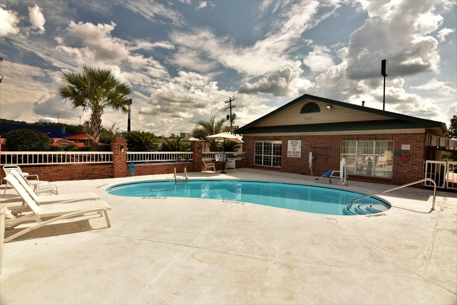 Suburban Studios Columbia - Harbison
