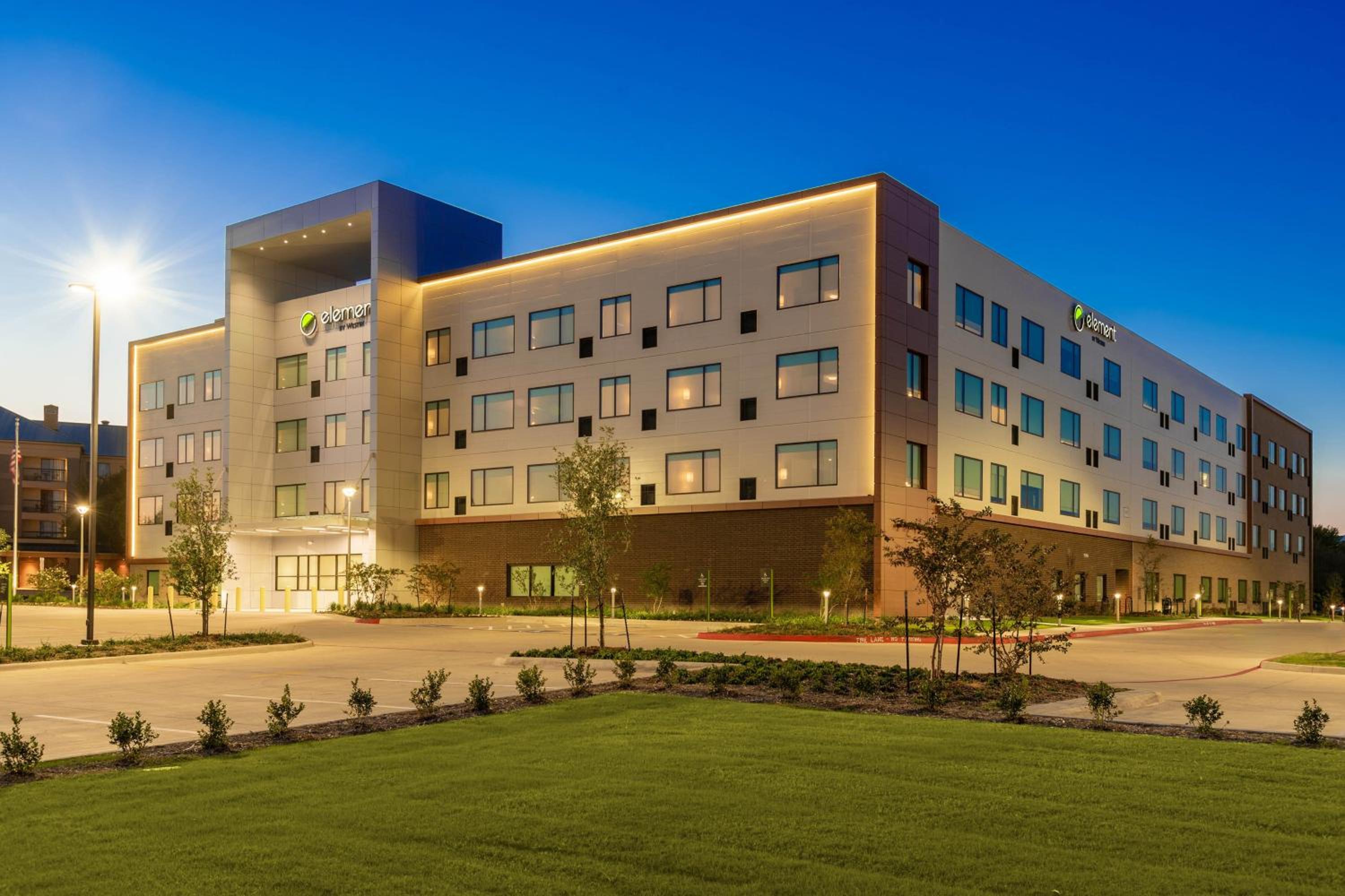 Hotel Element Dallas Richardson